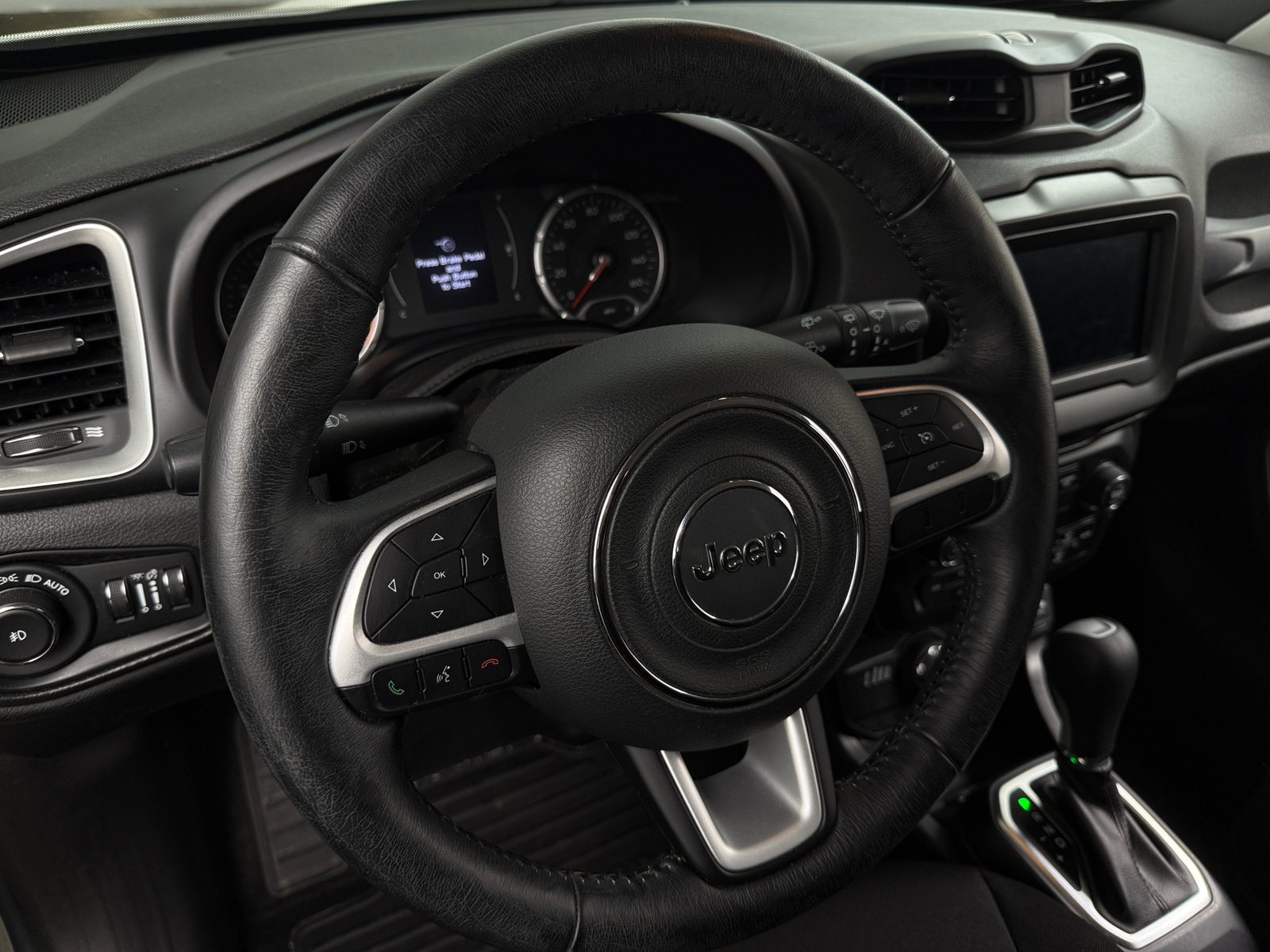 Thumbnail: 2019 Jeep Renegade - 5