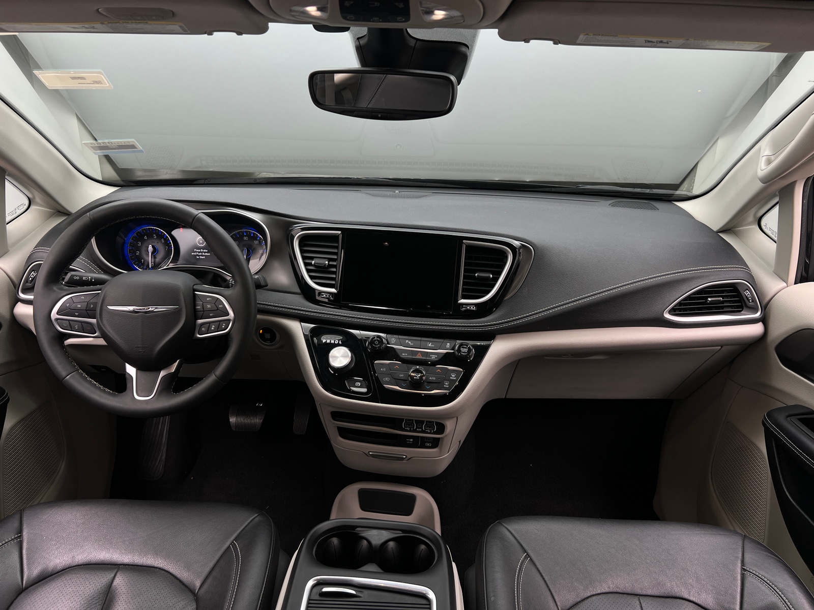 Thumbnail: 2022 Chrysler Pacifica - 2