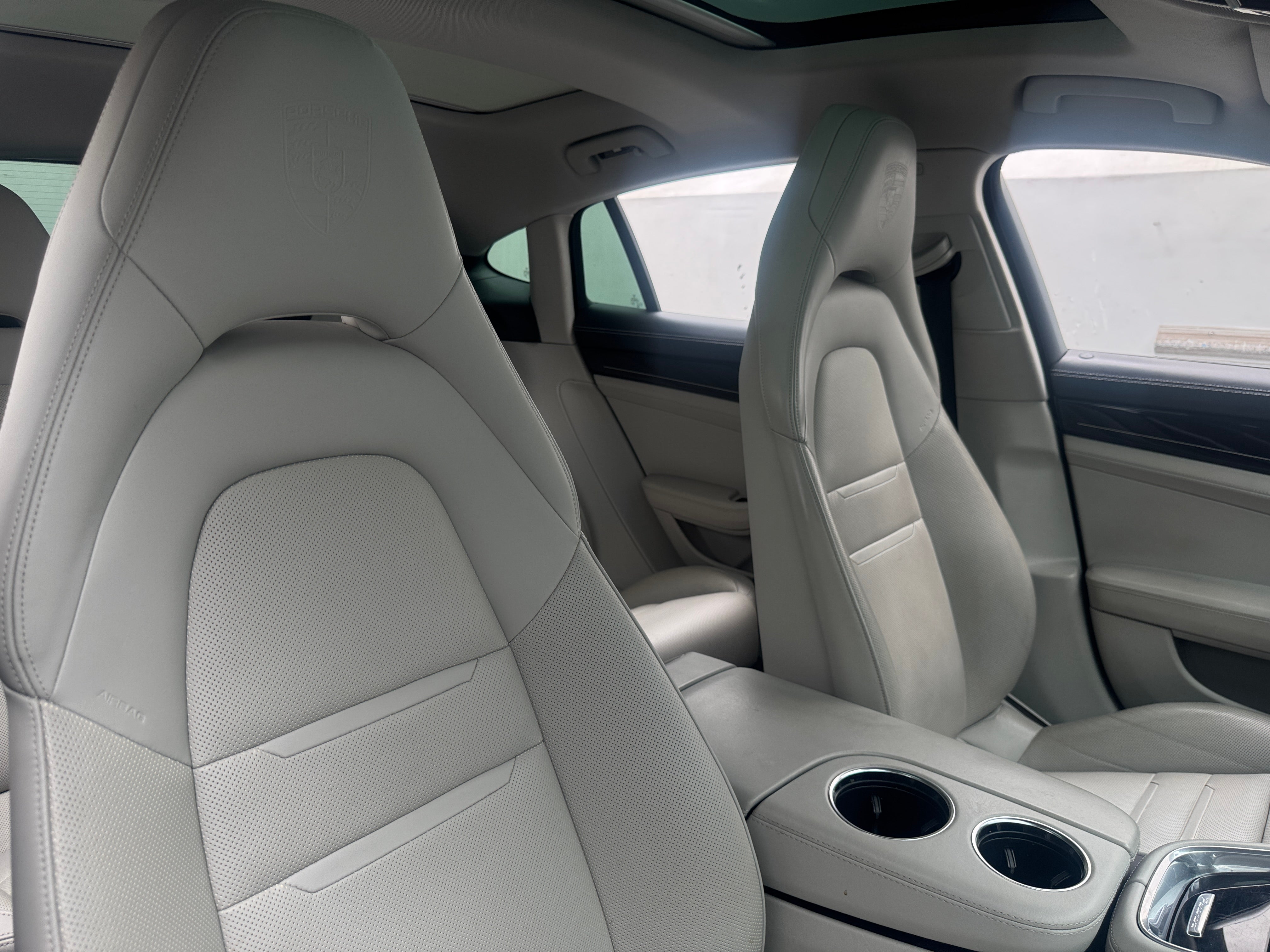2020 Porsche Panamera 4 E-Hybrid