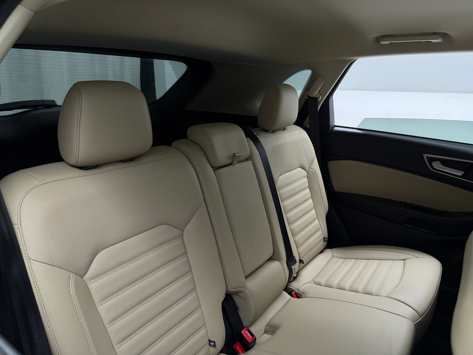 Thumbnail: 2016 Ford Edge - 5