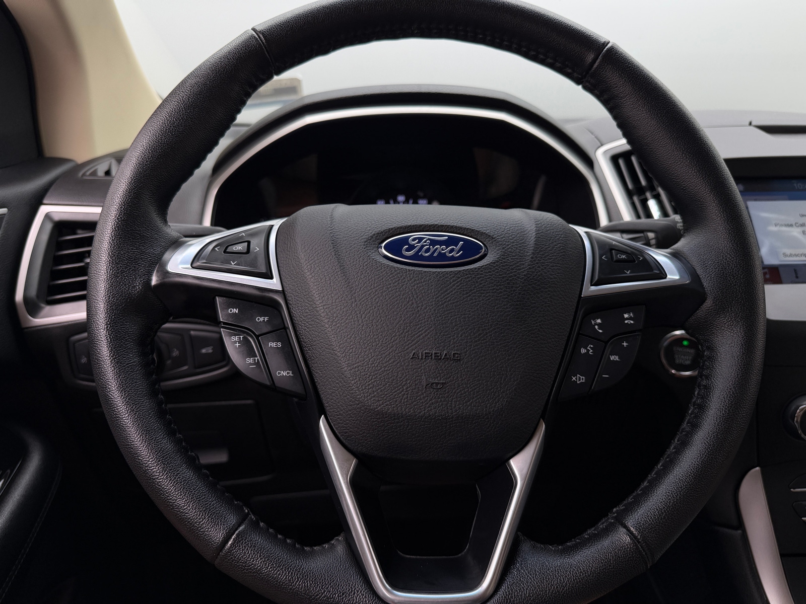 Thumbnail: 2016 Ford Edge - 4