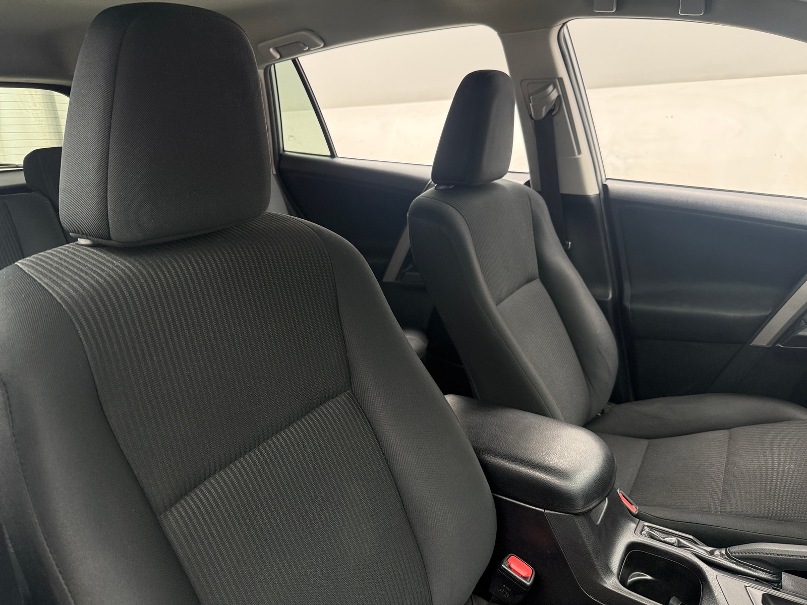 Thumbnail: 2017 Toyota RAV4 - 2