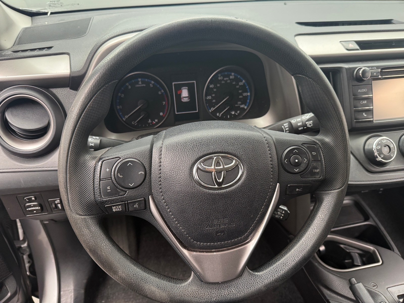 Thumbnail: 2017 Toyota RAV4 - 5