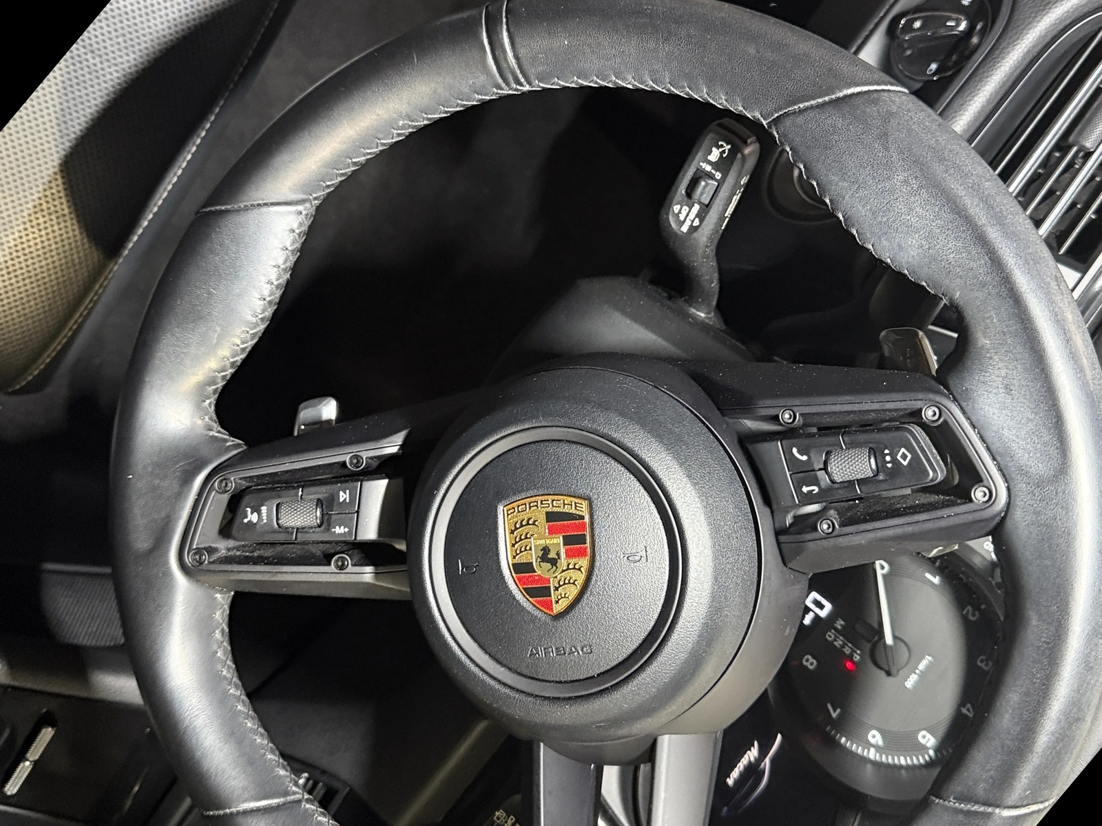 Thumbnail: 2022 Porsche Macan - 5