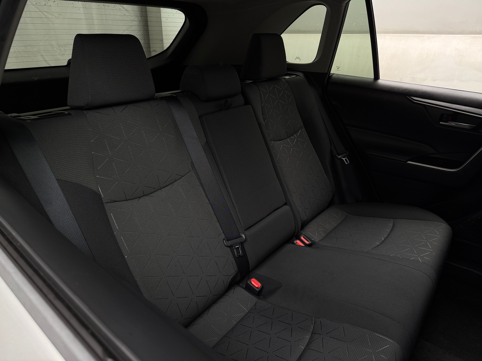 Thumbnail: 2021 Toyota RAV4 - 6