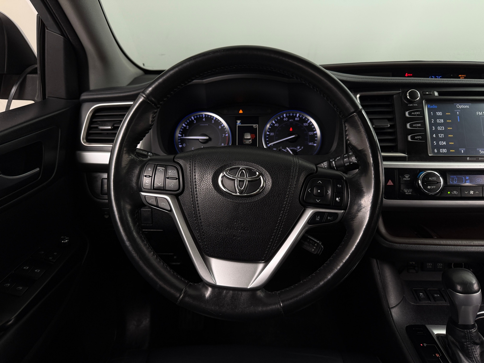 Thumbnail: 2018 Toyota Highlander - 5