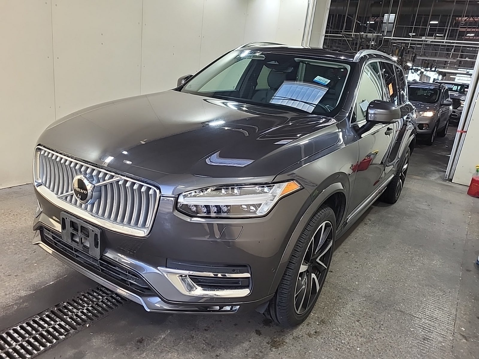 2024 Volvo XC90 Plus Bright Theme