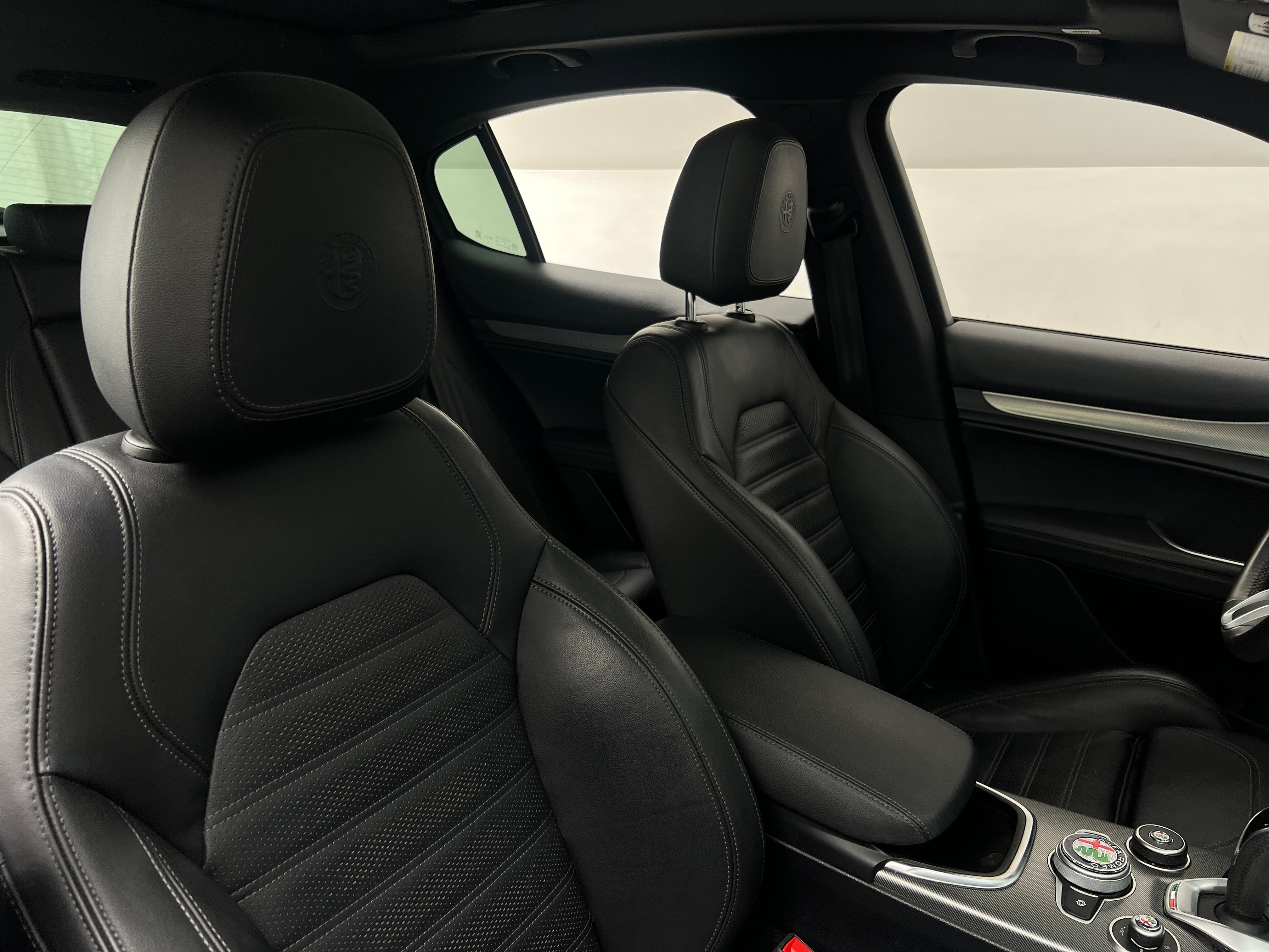 2022 Alfa Romeo Stelvio