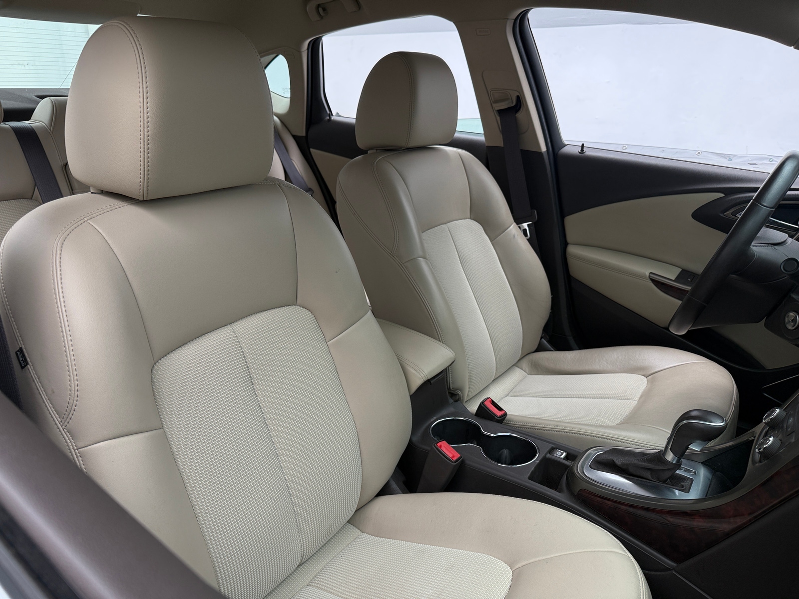 Thumbnail: 2016 Buick Verano - 2
