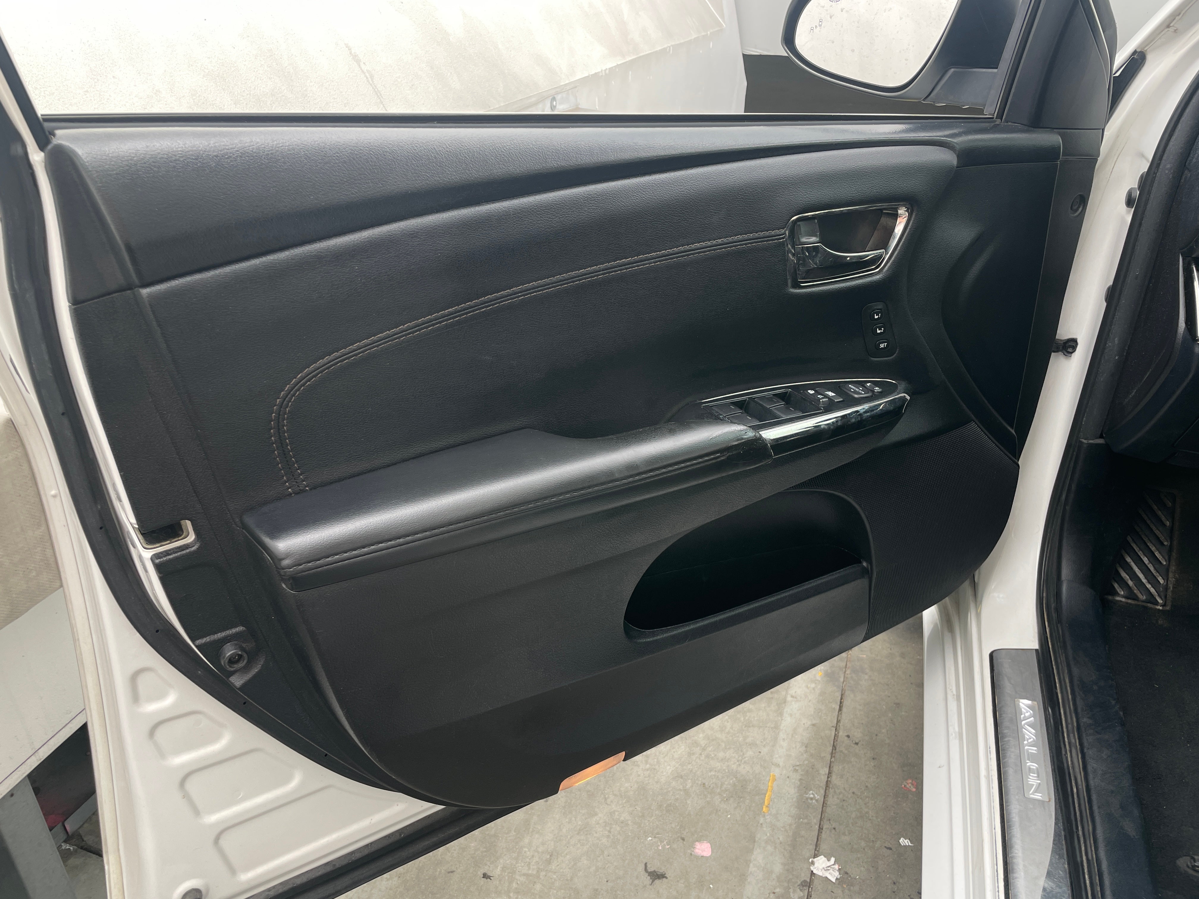2016 Toyota Avalon XLE Premium