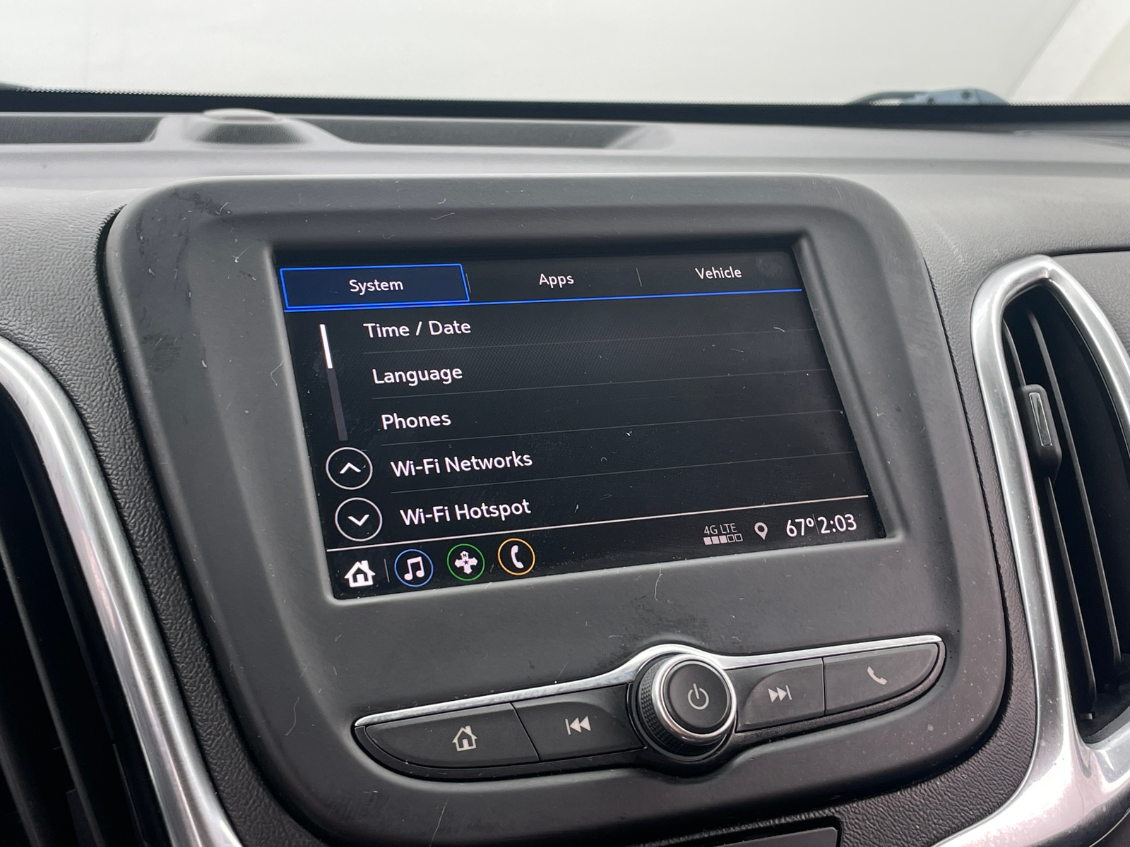 Thumbnail: 2020 Chevrolet Equinox - 4