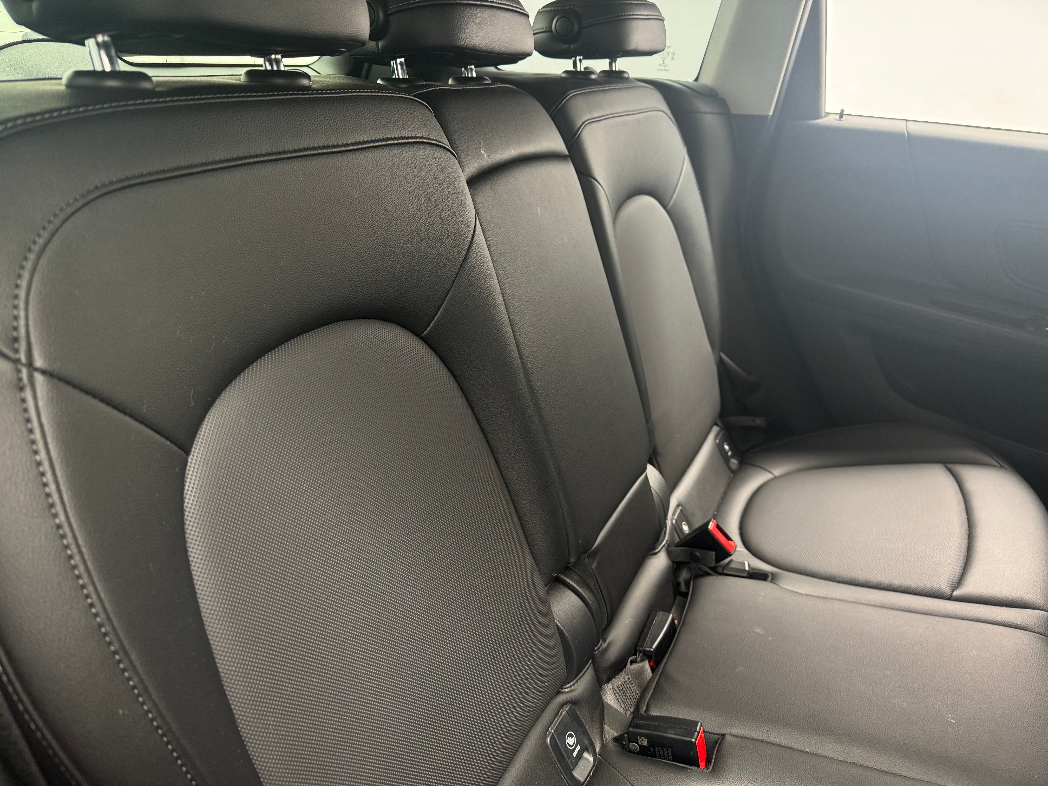 Used 2017 MINI Countryman Base with VIN WMZYS7C31H3E06958 for sale in Pewaukee, WI
