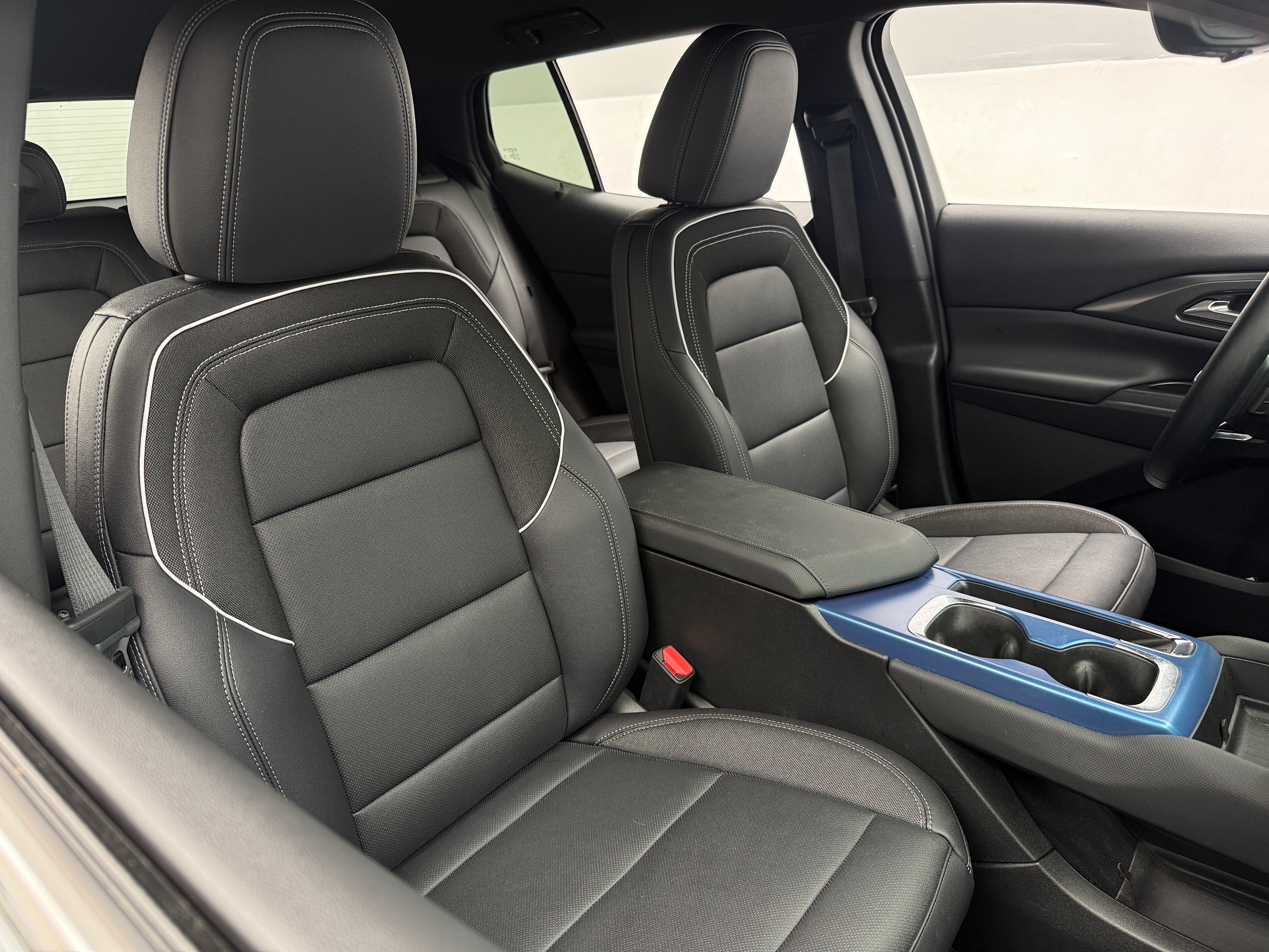 Used 2026 Chevrolet Equinox EV 2LT with VIN 3GN7DNRR8TS119923 for sale in Auburn, WA