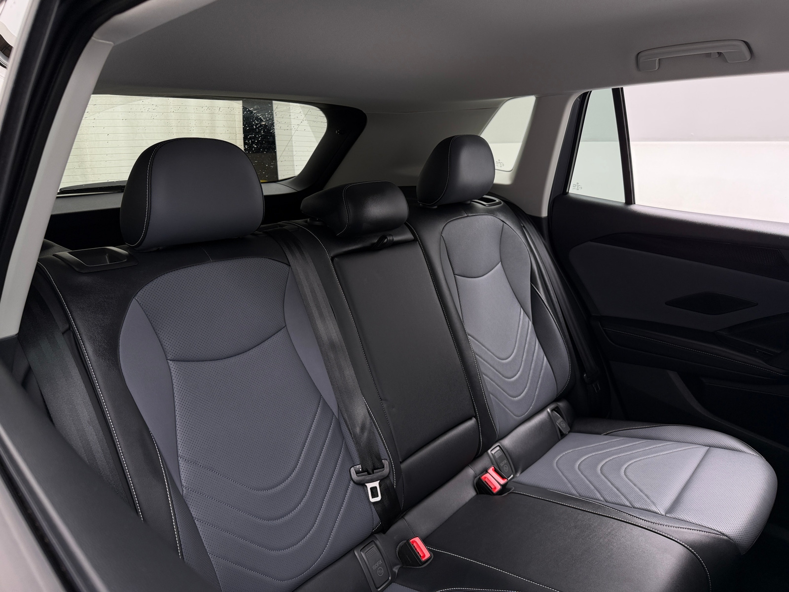 Thumbnail: 2026 Volkswagen Tiguan - 5