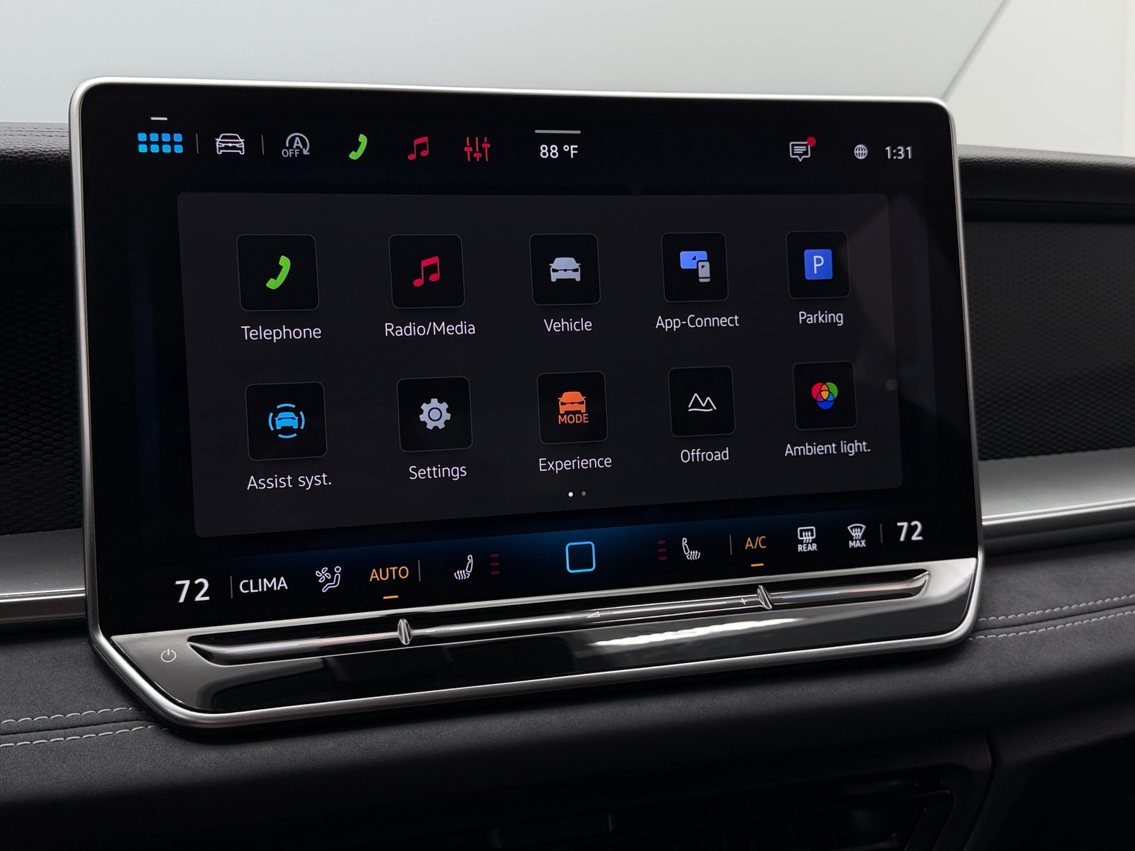 Thumbnail: 2026 Volkswagen Tiguan - 3