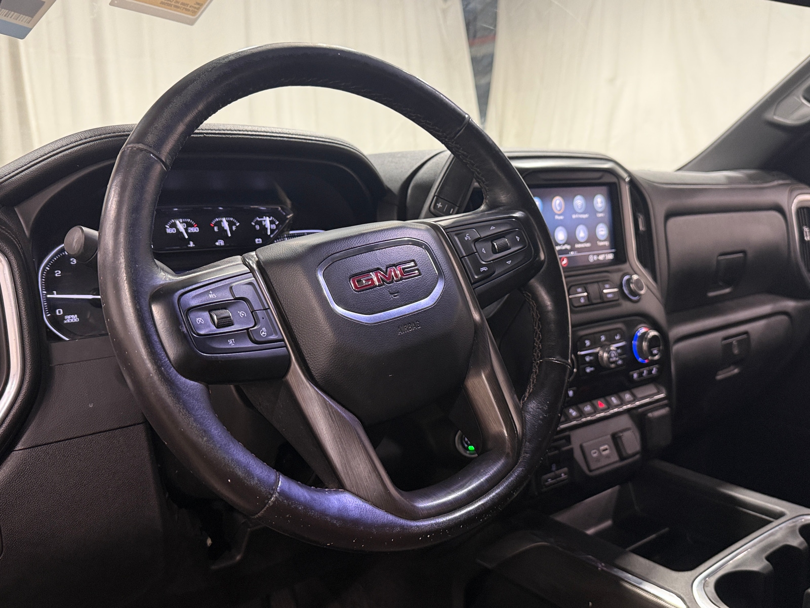 Thumbnail: 2021 GMC Sierra 2500 - 4