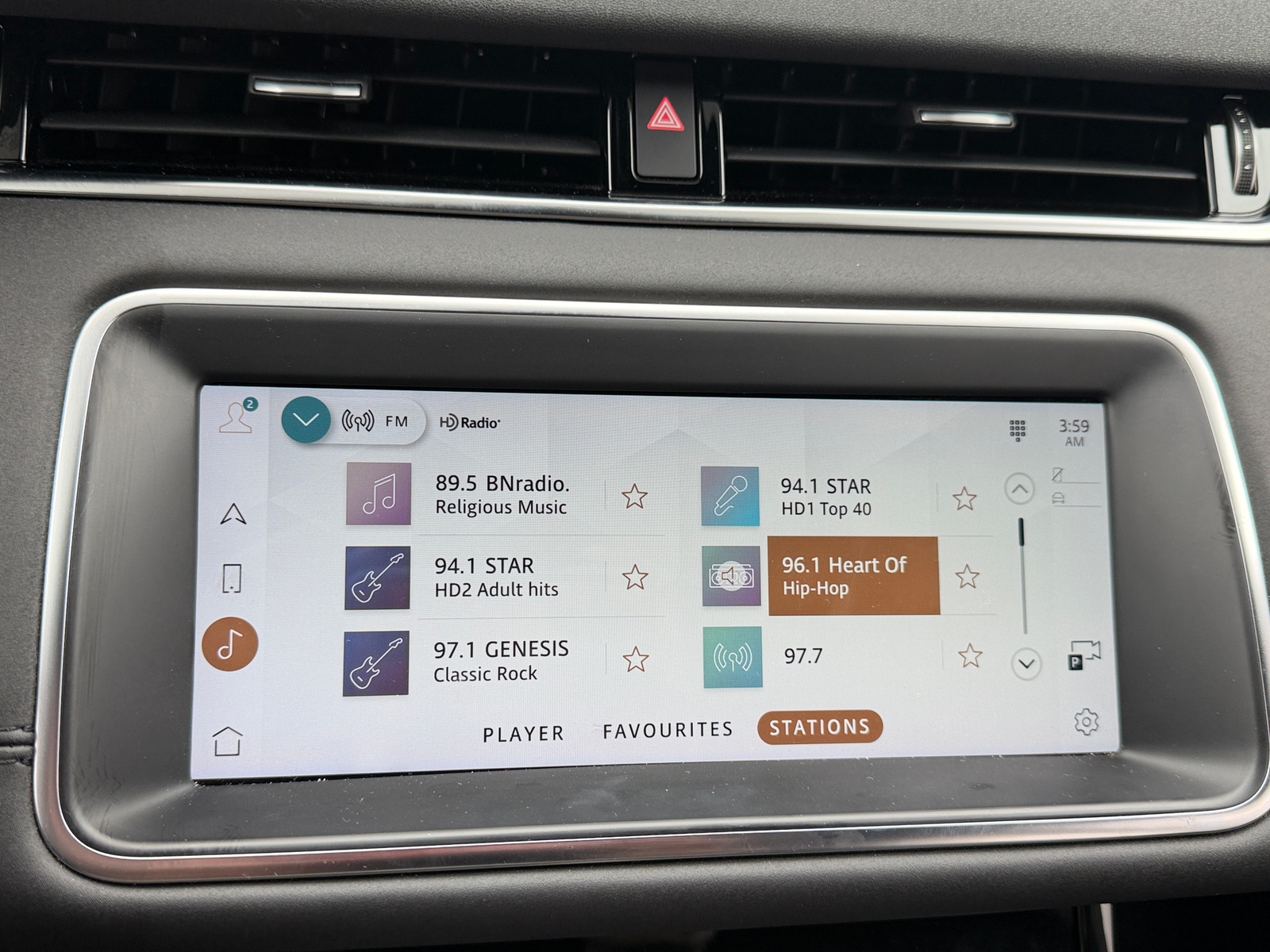 Thumbnail: 2021 Land Rover Range Rover Evoque - 4