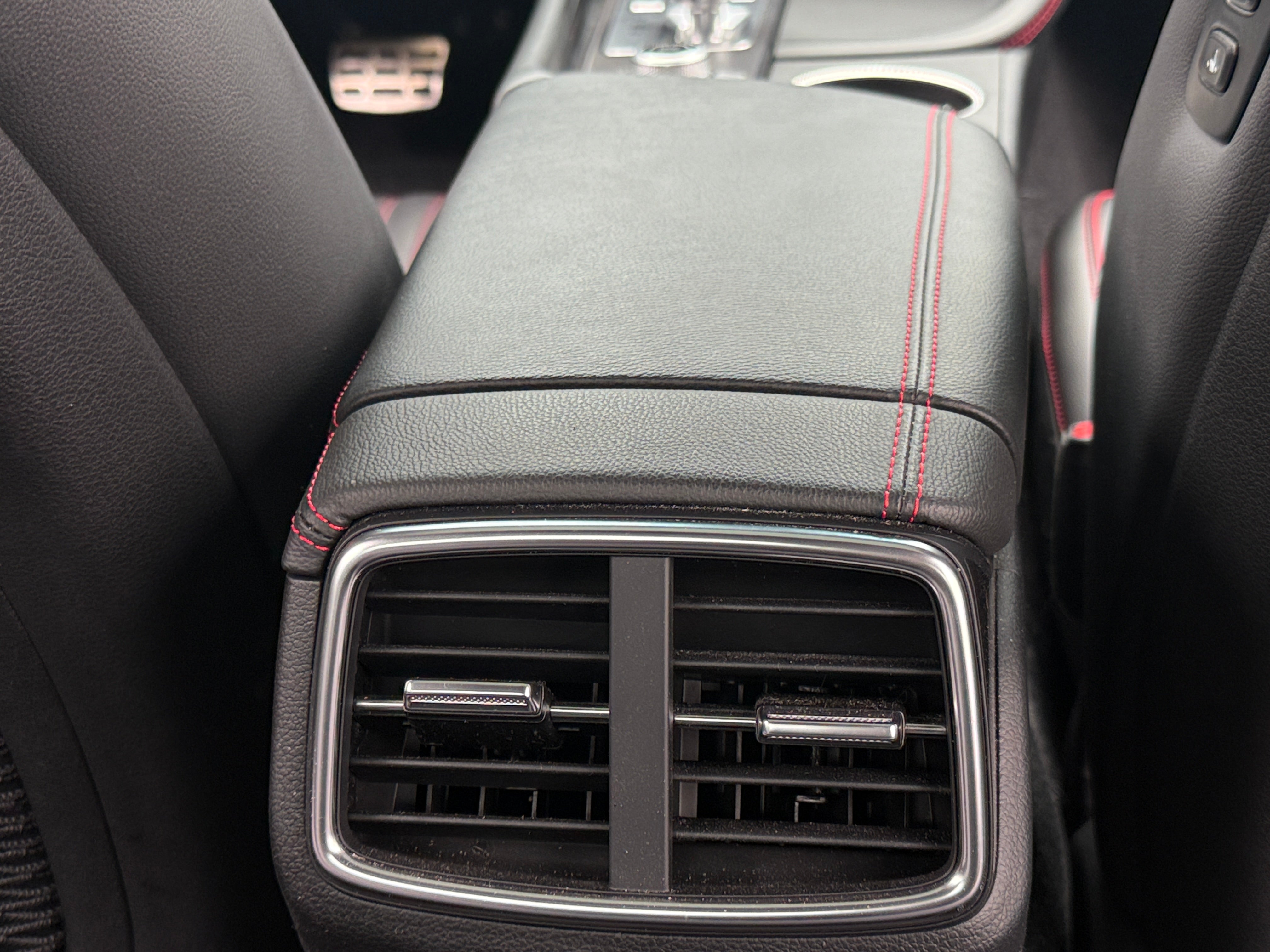 2024 GENESIS G70 Standard