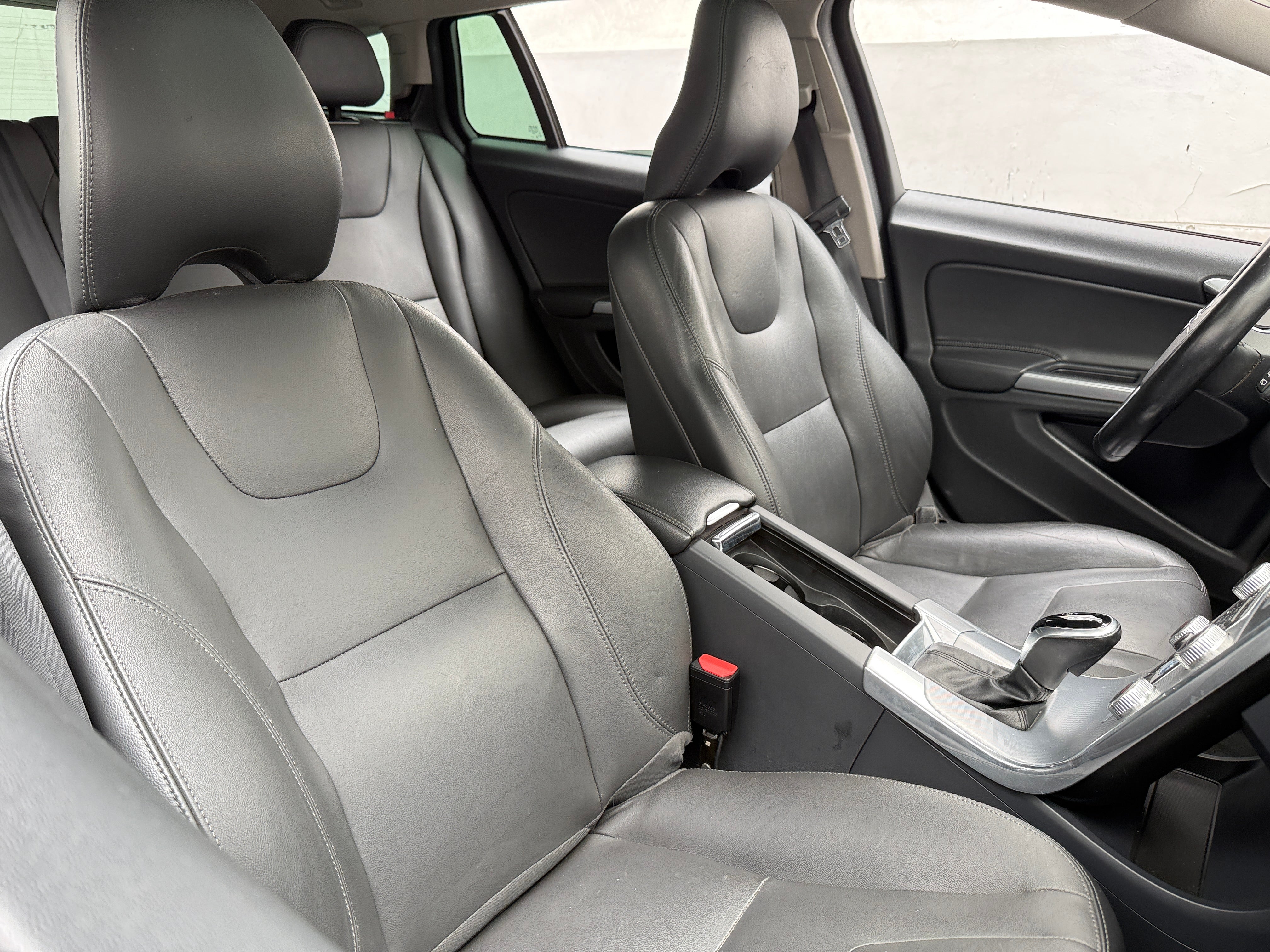 2018 Volvo V60