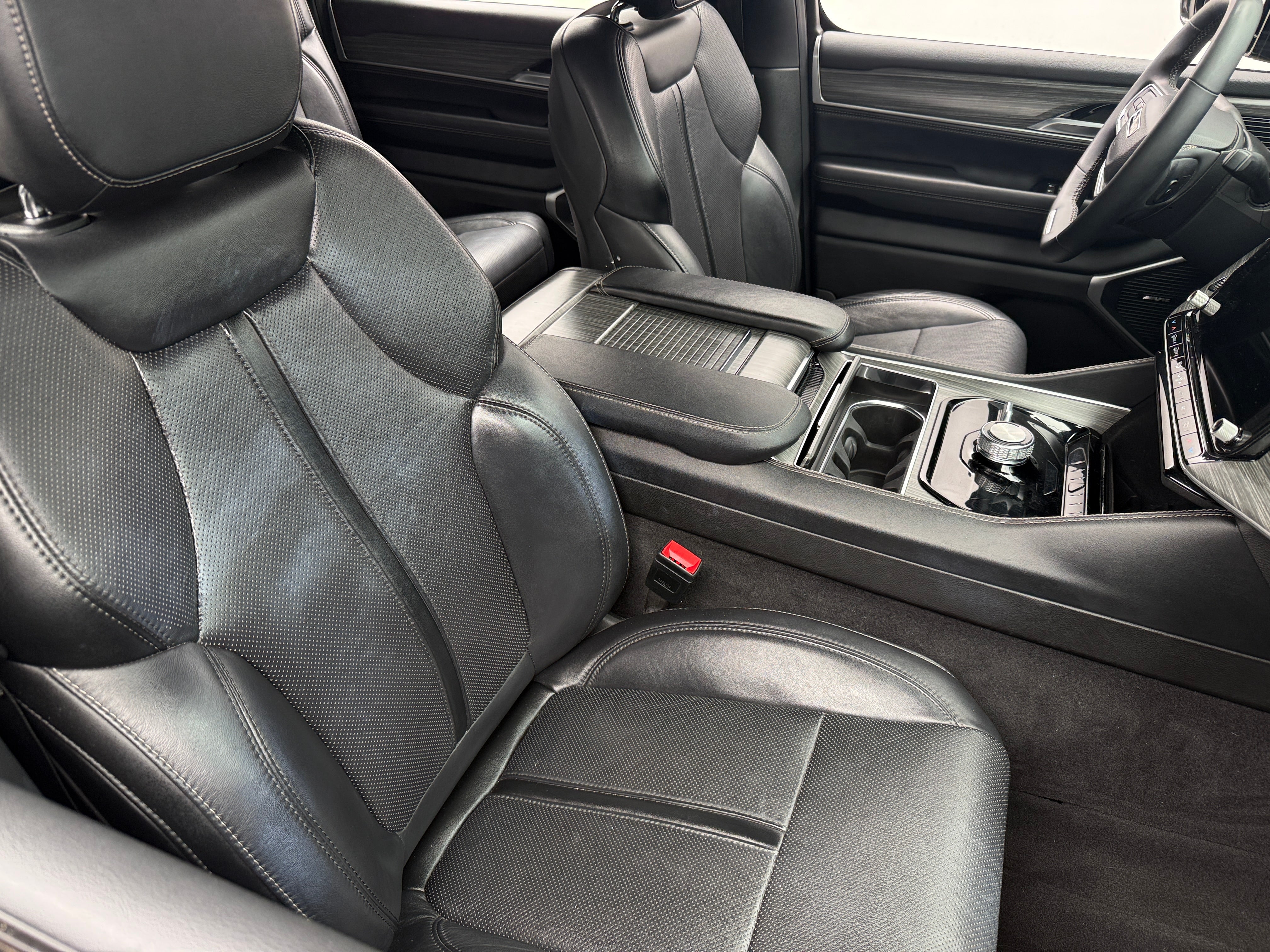 2024 Jeep Wagoneer