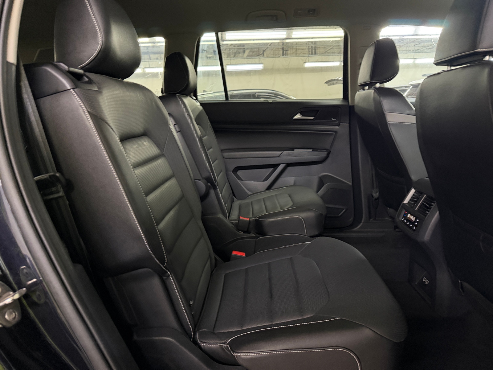 Thumbnail: 2021 Volkswagen Atlas - 5