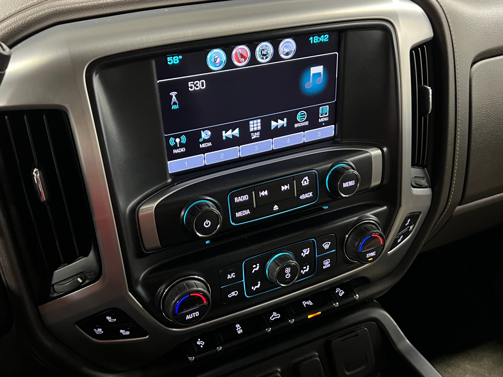 Thumbnail: 2018 GMC Sierra 1500 - 3