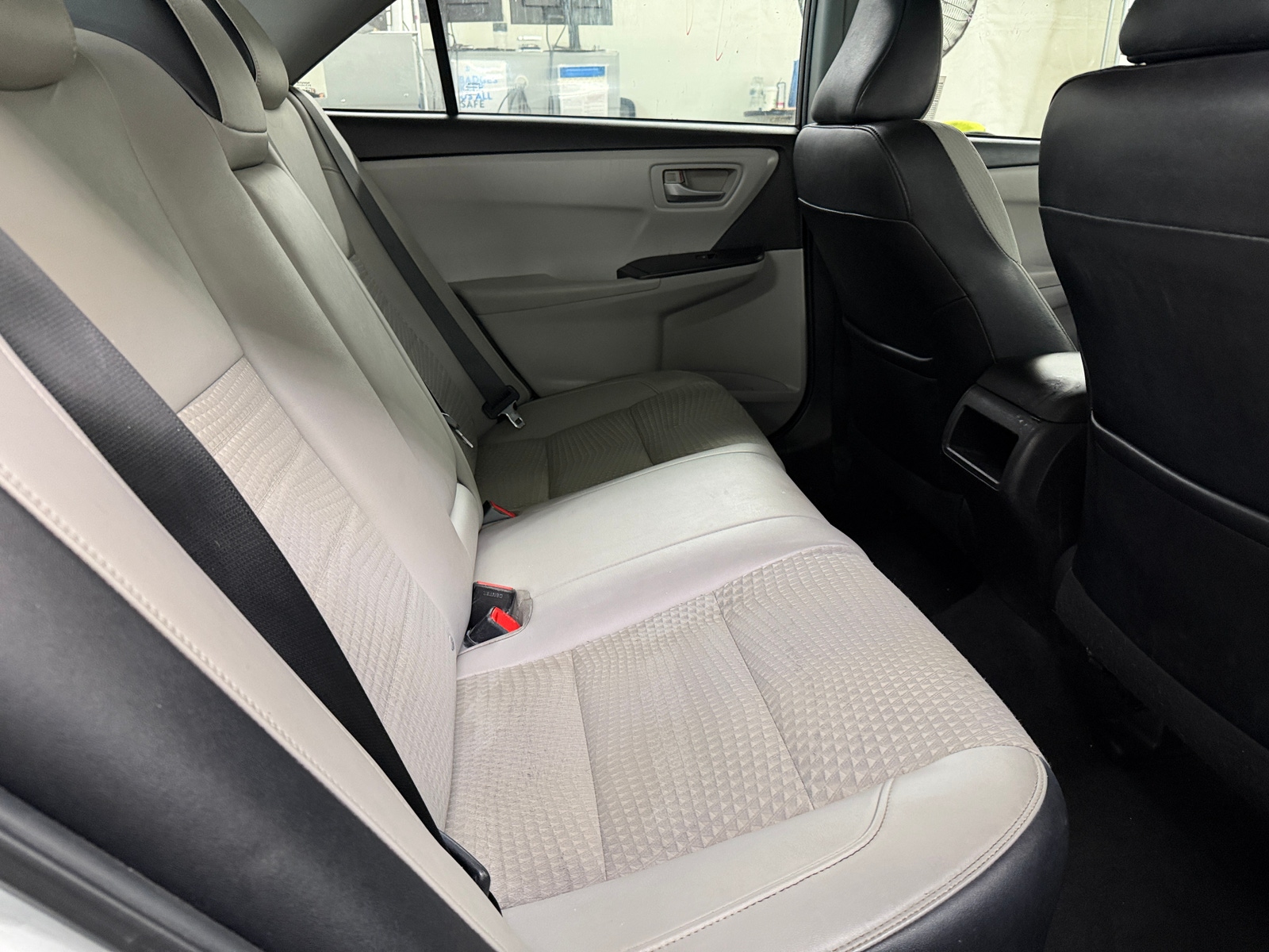 Thumbnail: 2015 Toyota Camry - 6