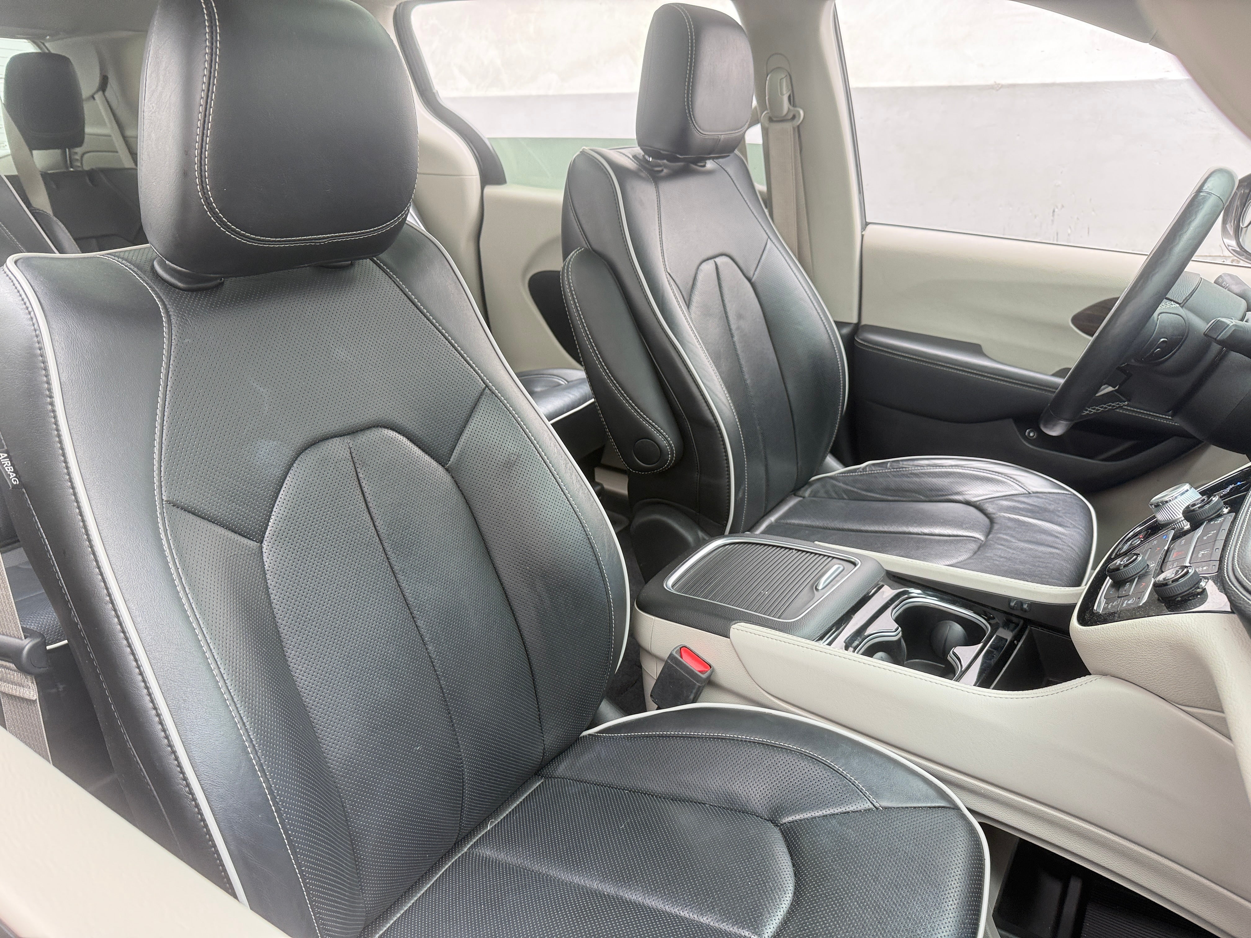 2022 Chrysler Pacifica Hybrid Limited