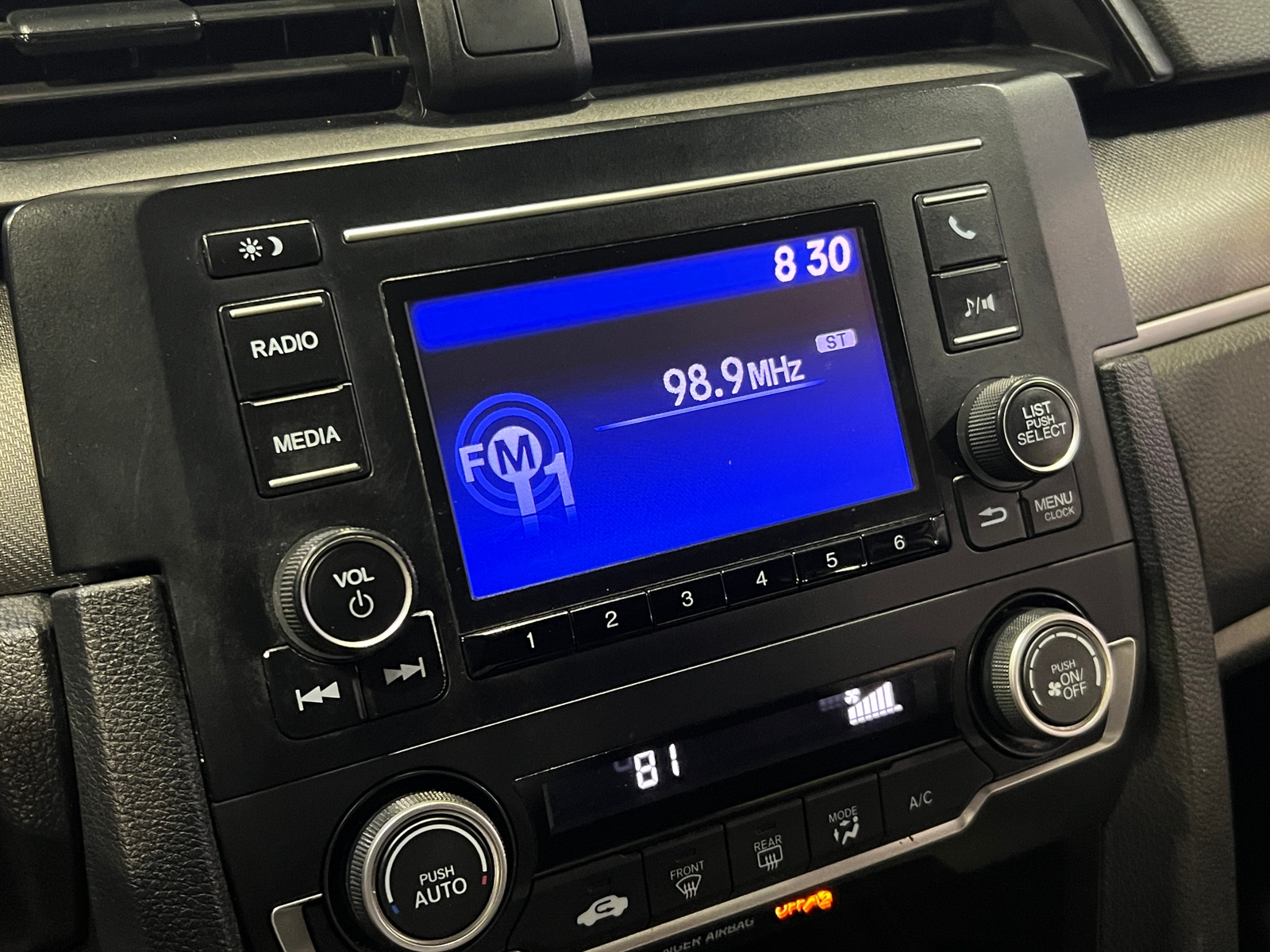 Thumbnail: 2019 Honda Civic - 4