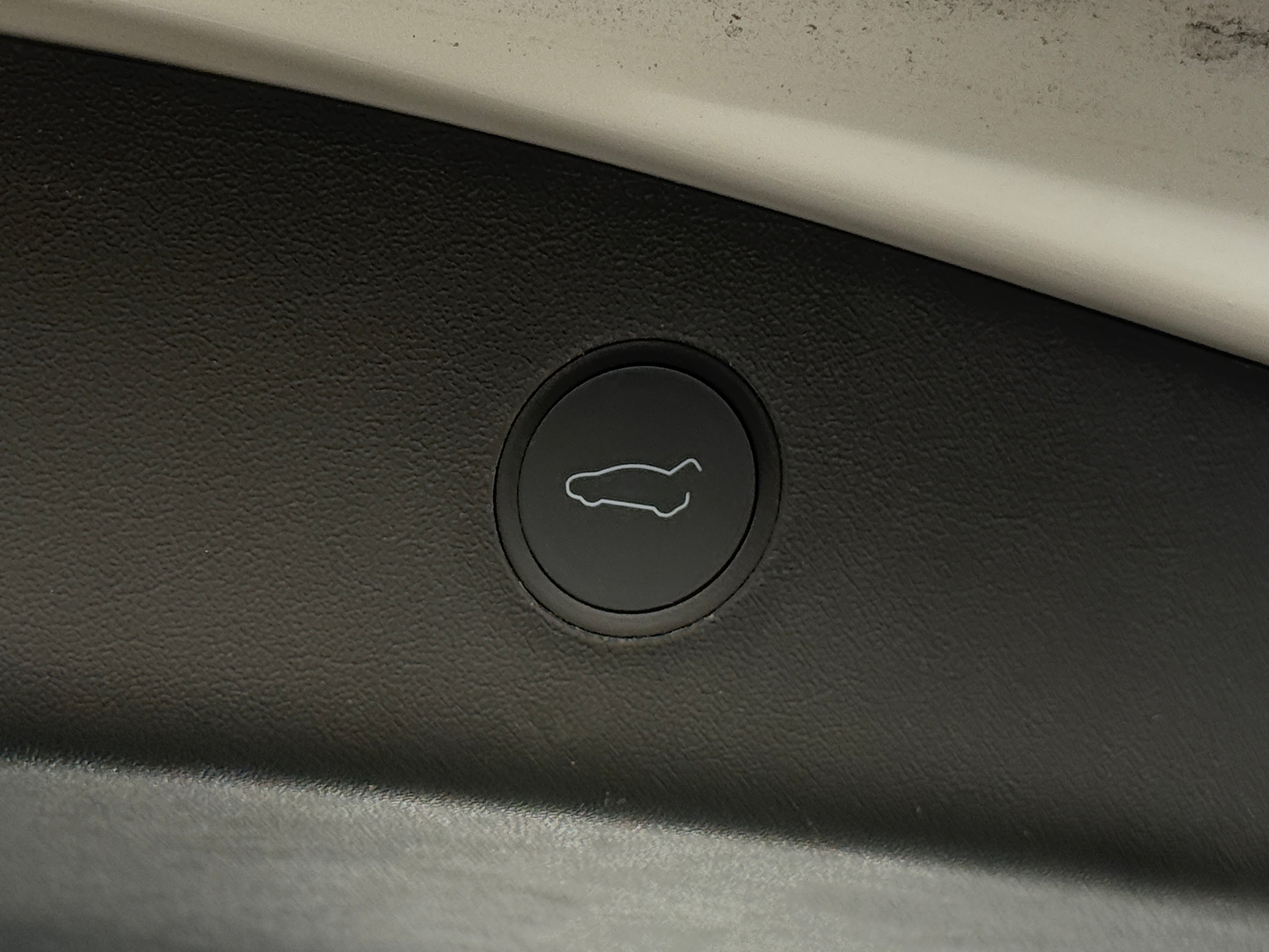 Used 2022 Tesla Model 3 Long Range with VIN 5YJ3E1EB2NF181139 for sale in Oak Creek, WI