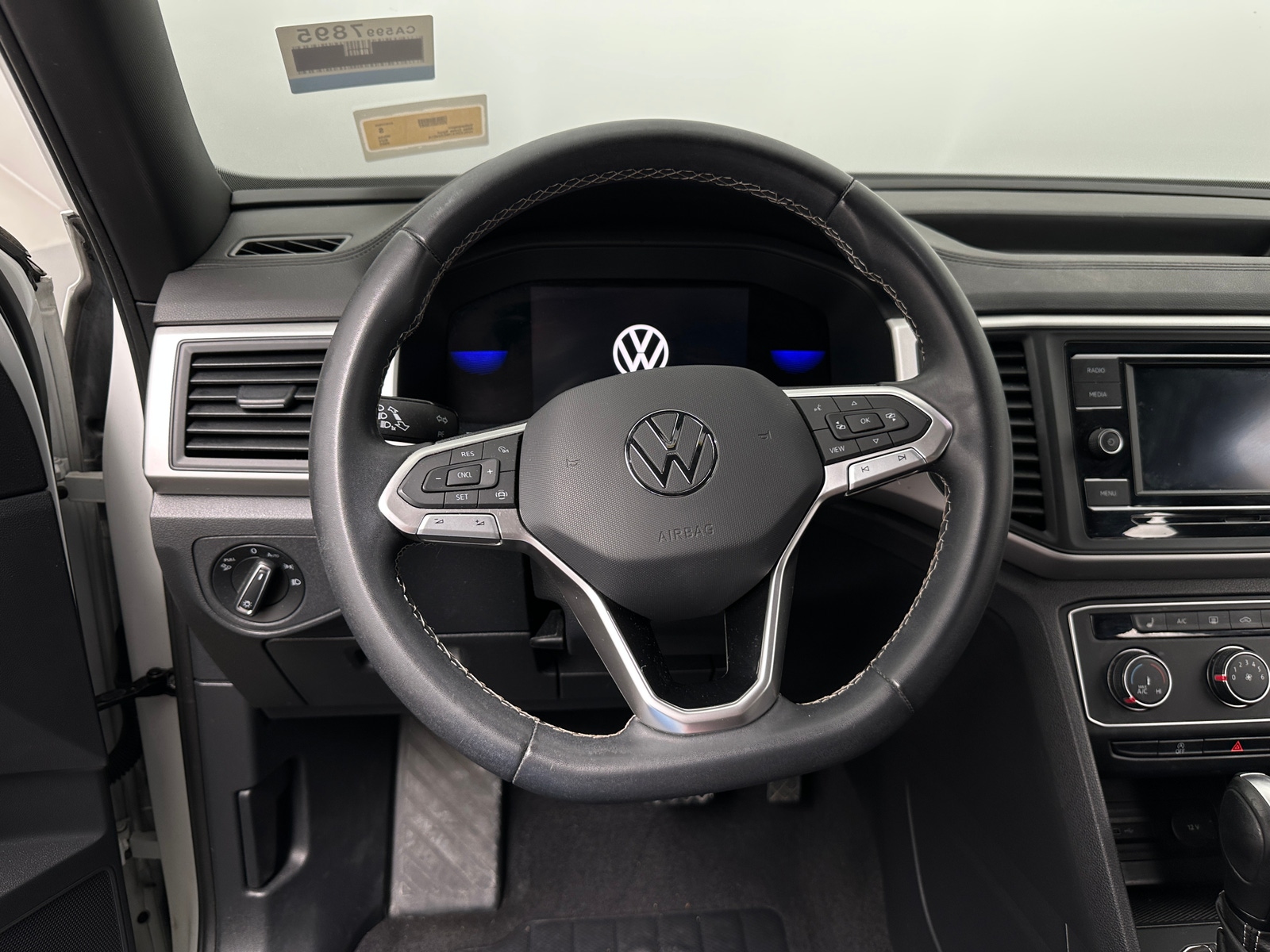 Thumbnail: 2022 Volkswagen Atlas - 5