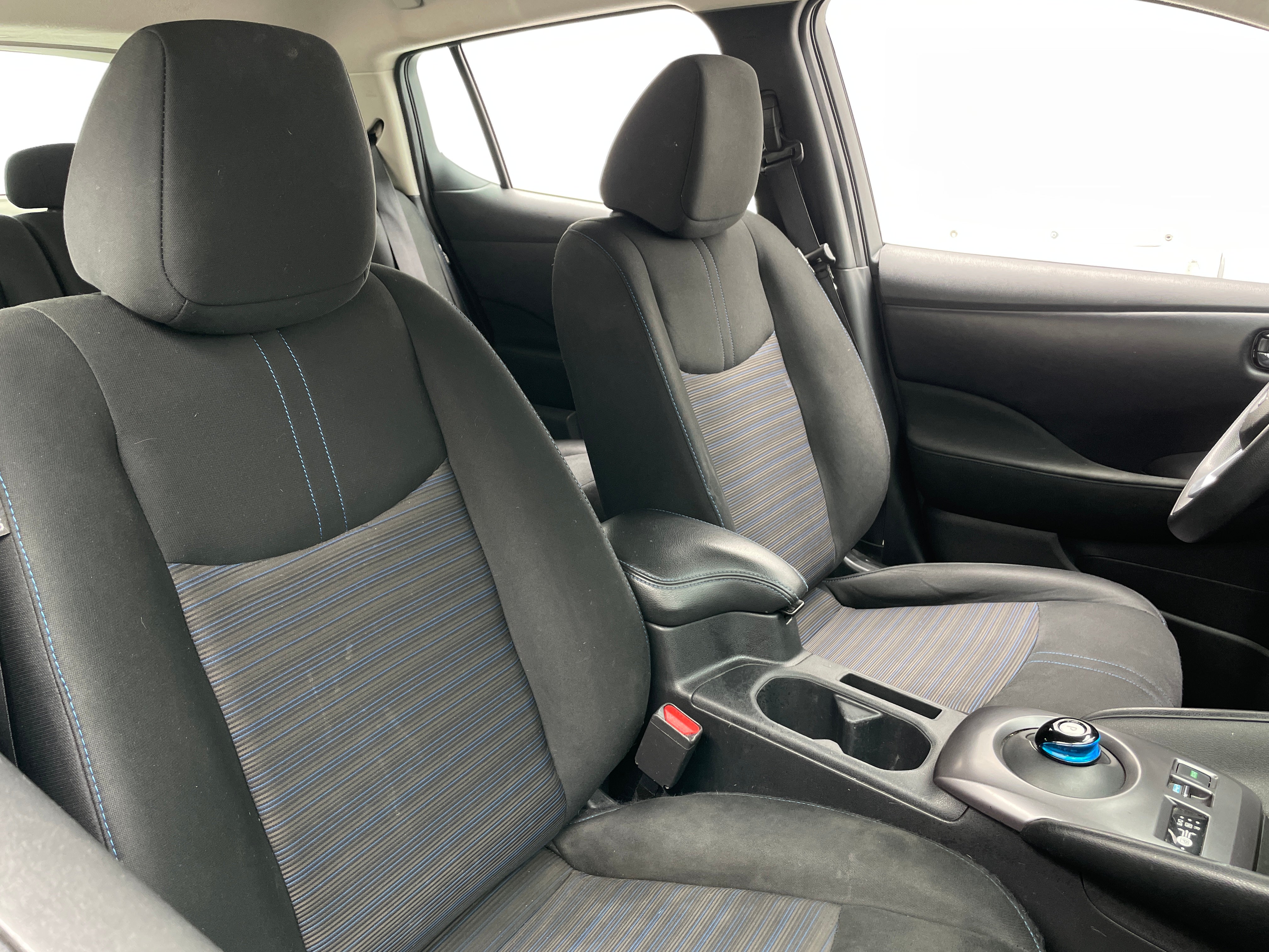 2025 Nissan Leaf S