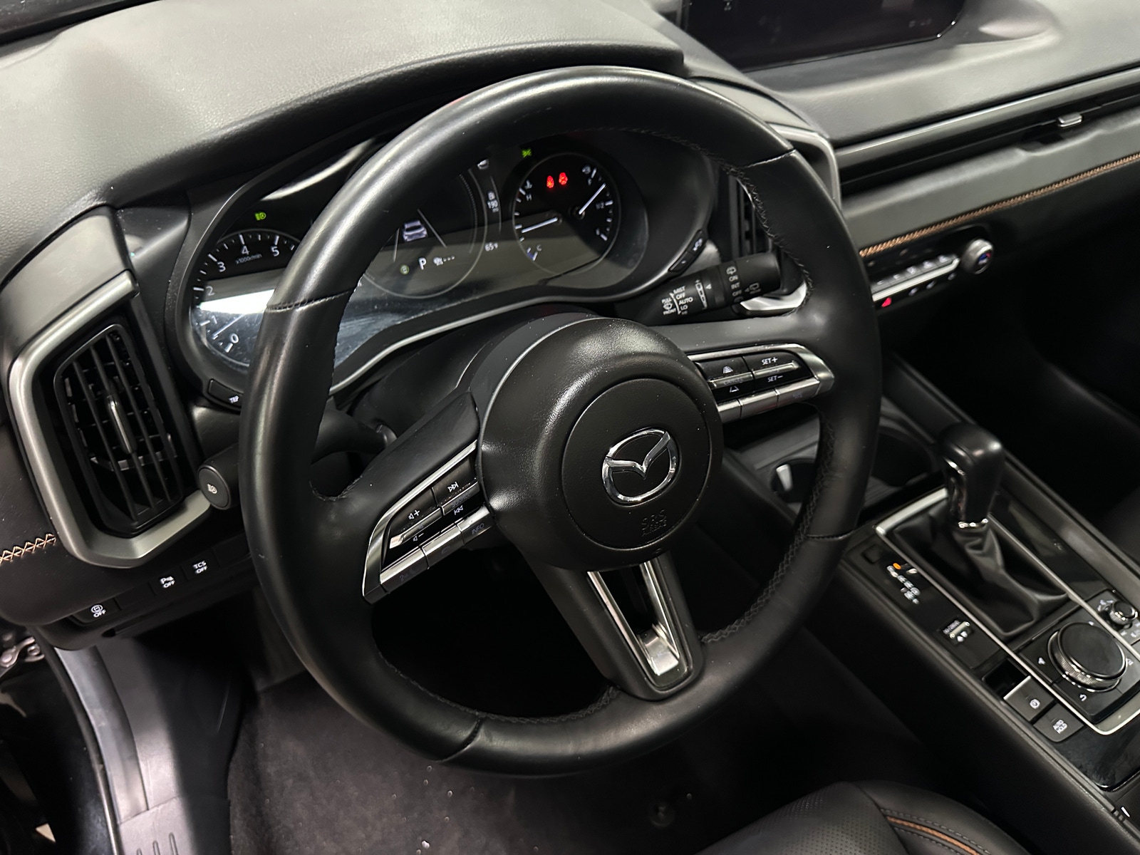 Thumbnail: 2026 Mazda CX-50 - 4