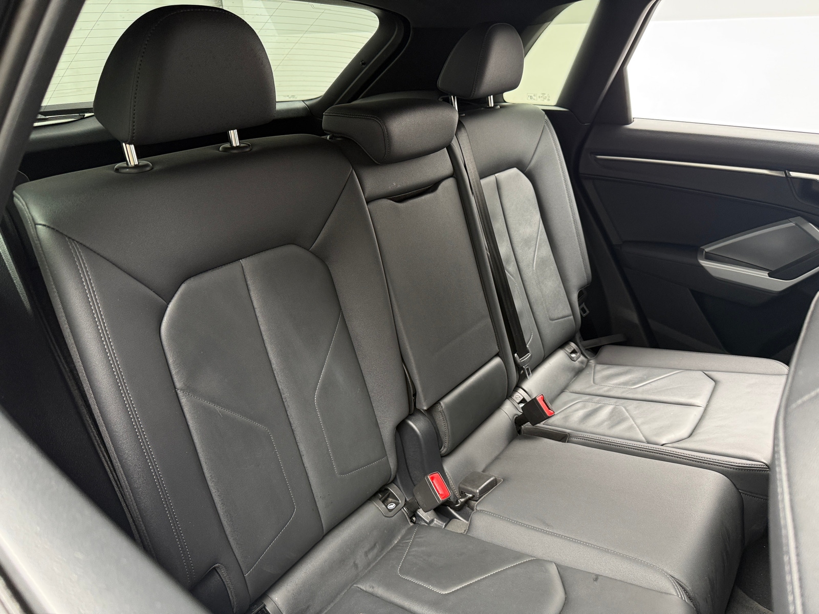 Thumbnail: 2024 Audi Q3 - 6