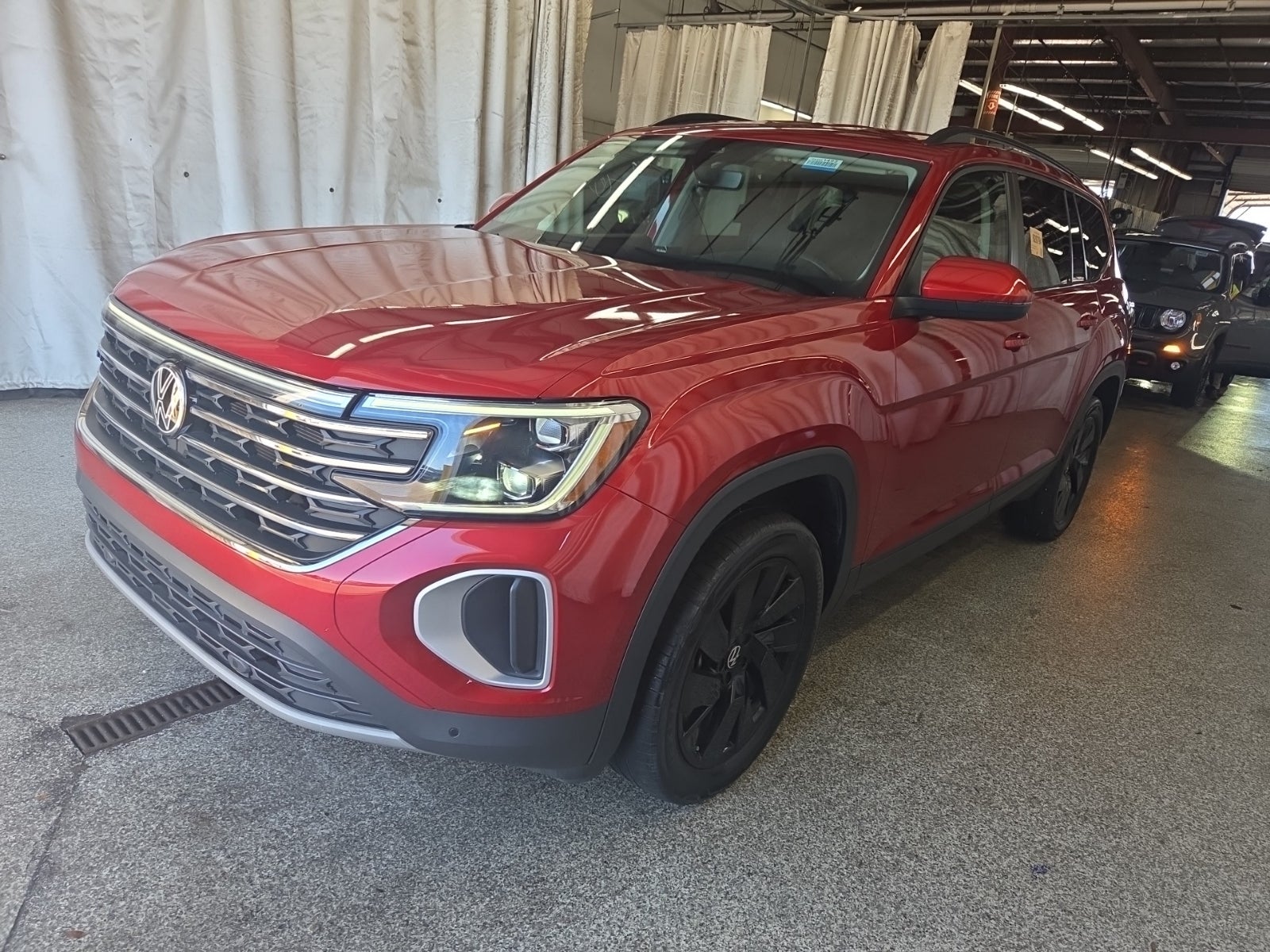 2025 Volkswagen Atlas 2.0t SE W/Technology