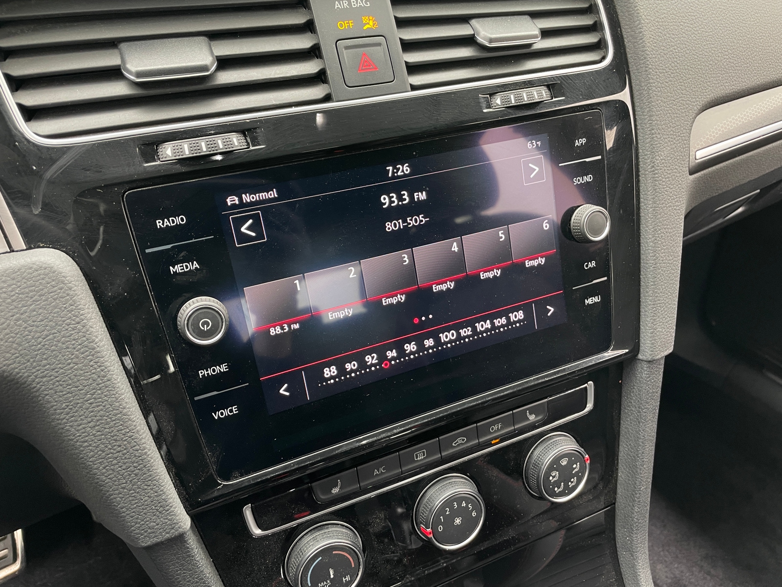 Thumbnail: 2019 Volkswagen Golf - 3