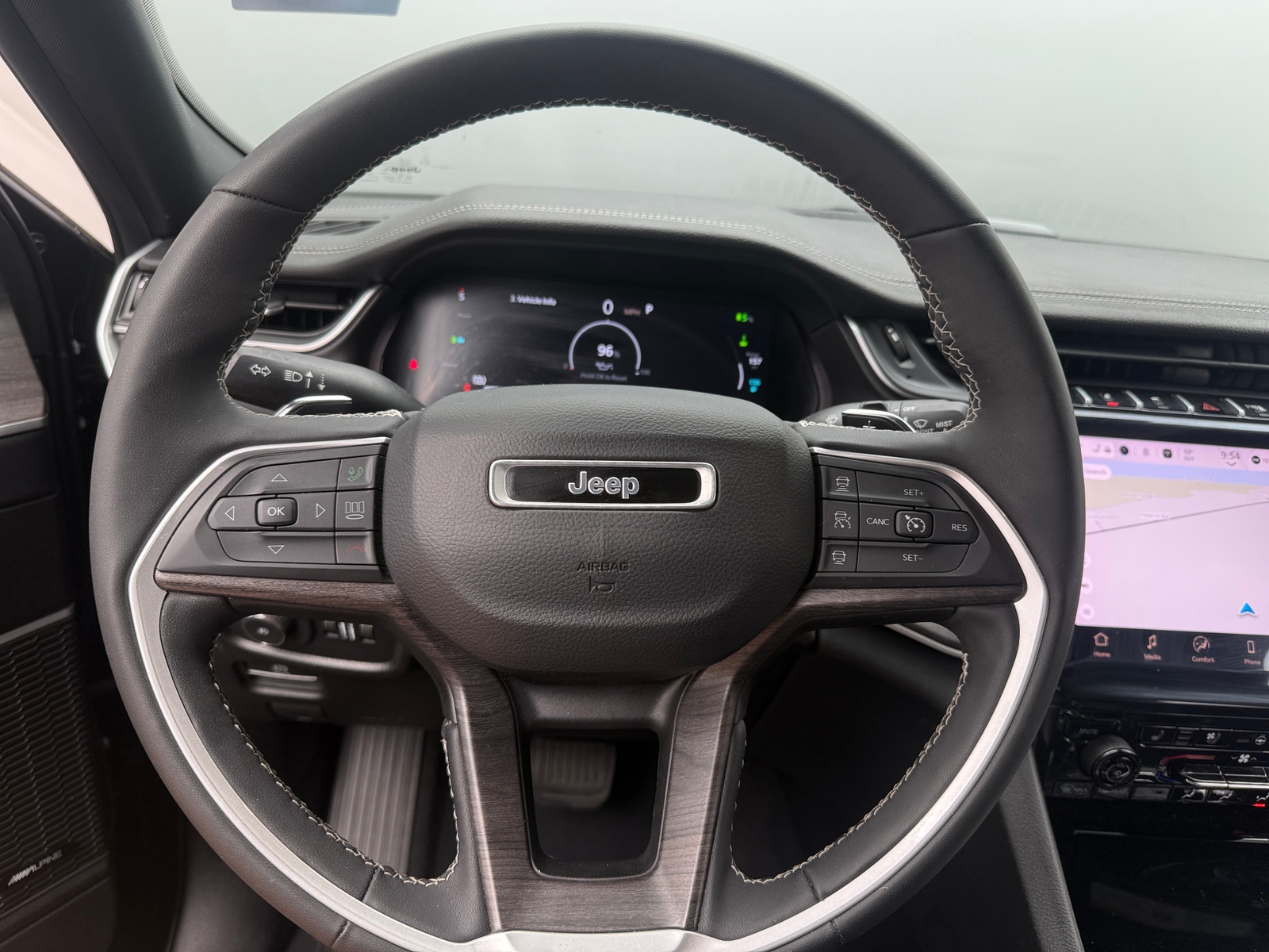 Thumbnail: 2024 Jeep Grand Cherokee - 4