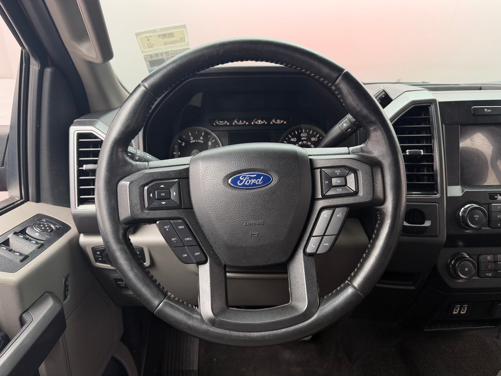 Thumbnail: 2019 Ford Econoline - 5