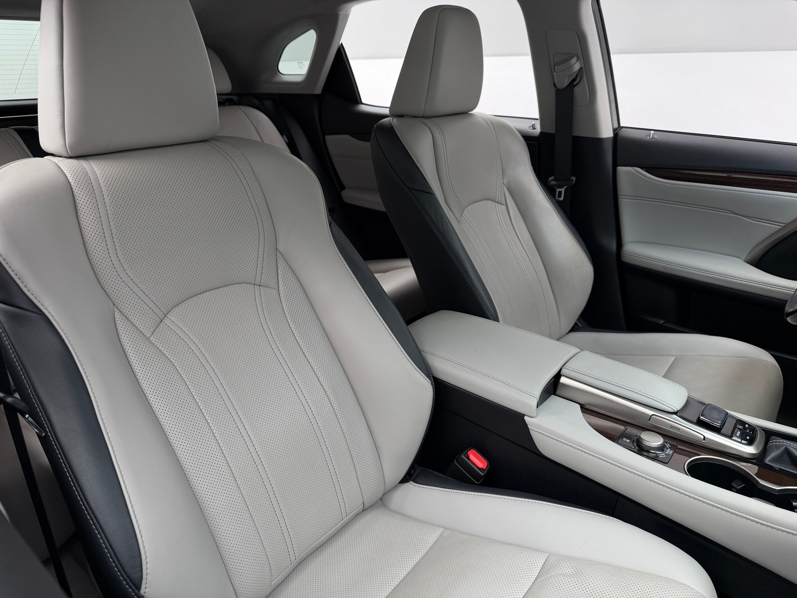 Thumbnail: 2016 Lexus RX - 2
