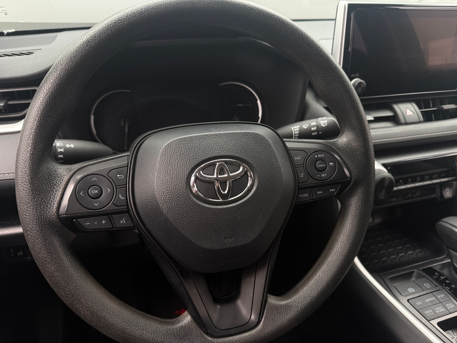 Thumbnail: 2025 Toyota RAV4 - 5