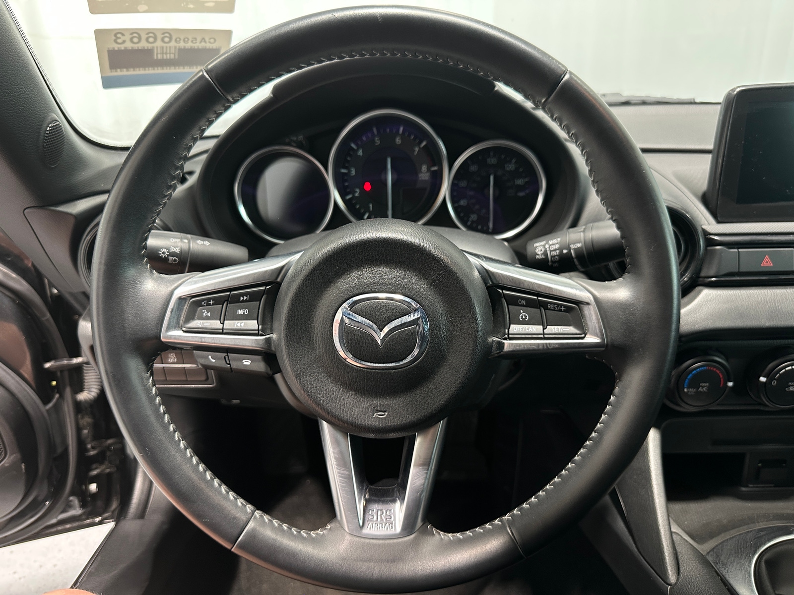 Thumbnail: 2021 Mazda MX-5 Miata - 5