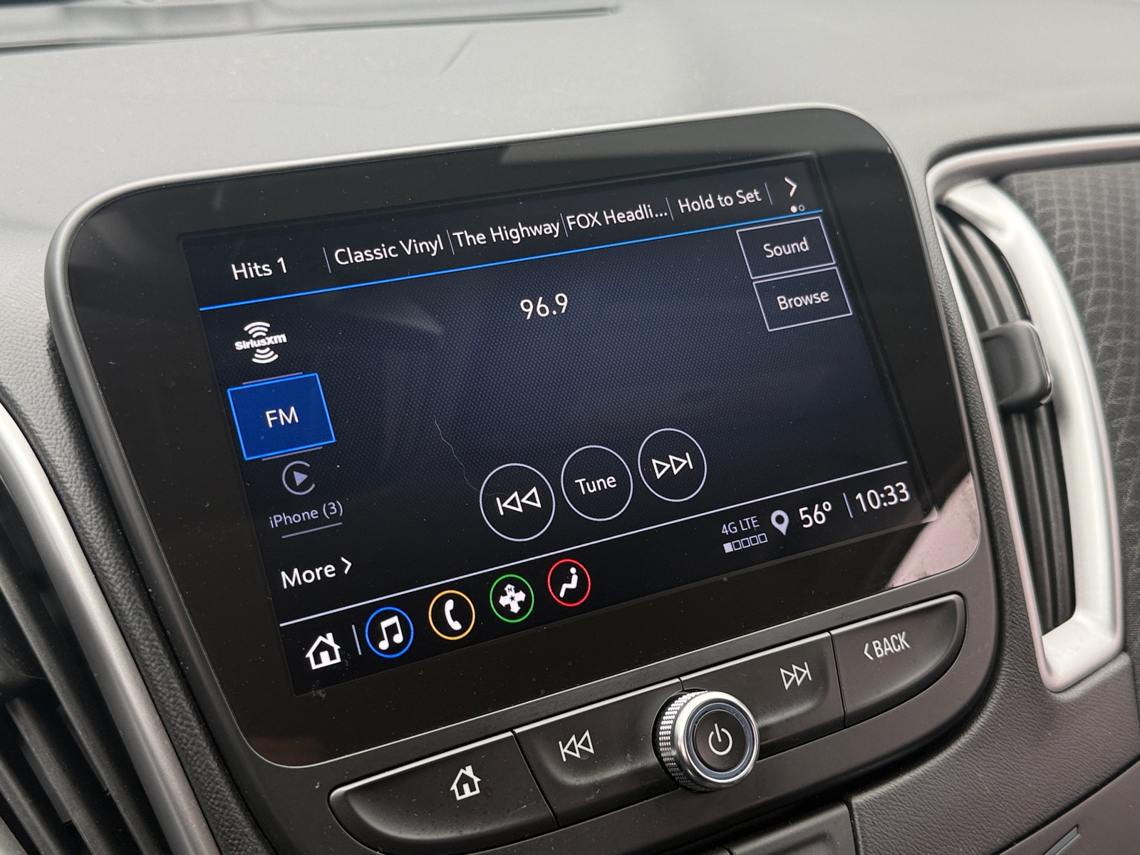 Thumbnail: 2025 Chevrolet Malibu - 4