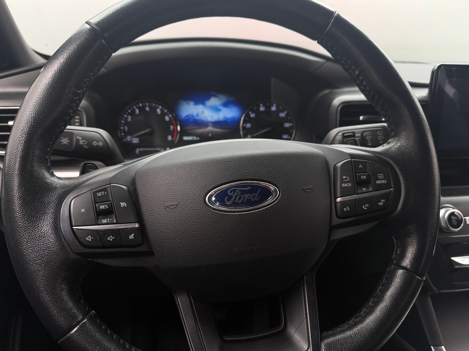 Thumbnail: 2020 Ford Explorer - 4
