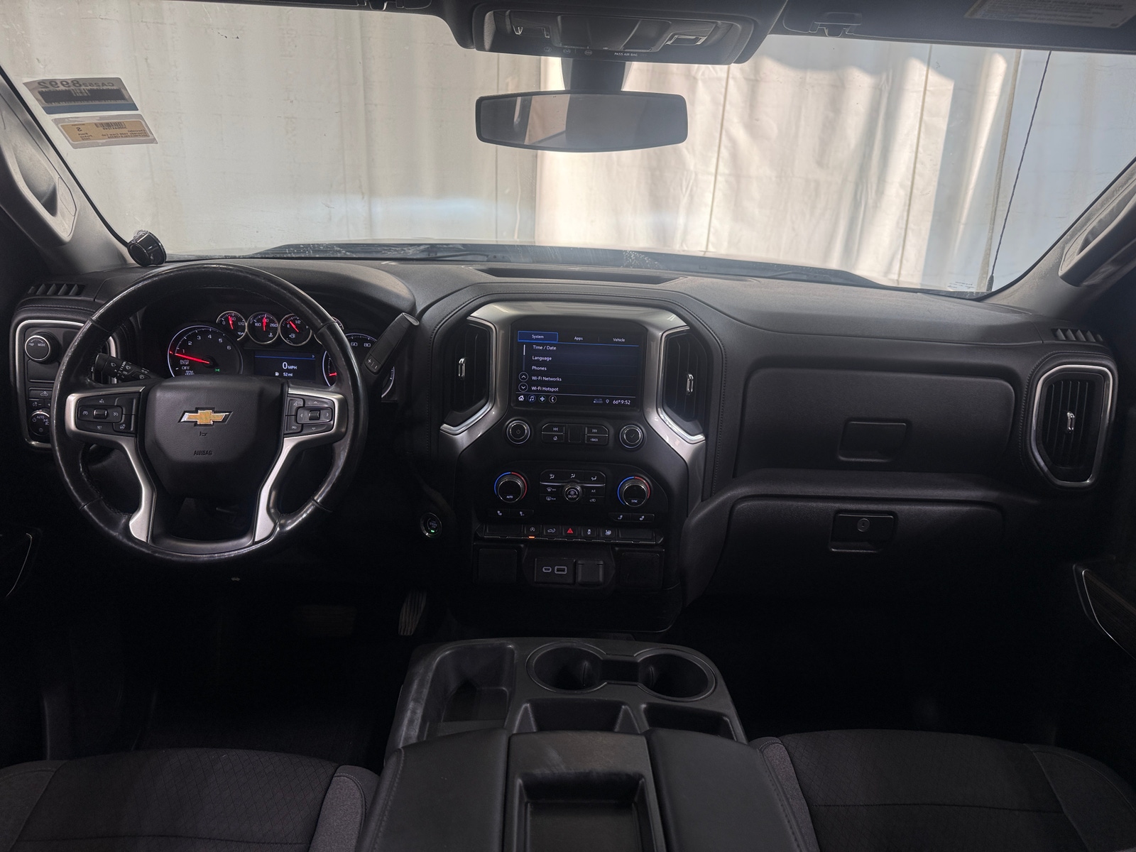 Thumbnail: 2020 Chevrolet Silverado 1500 - 3