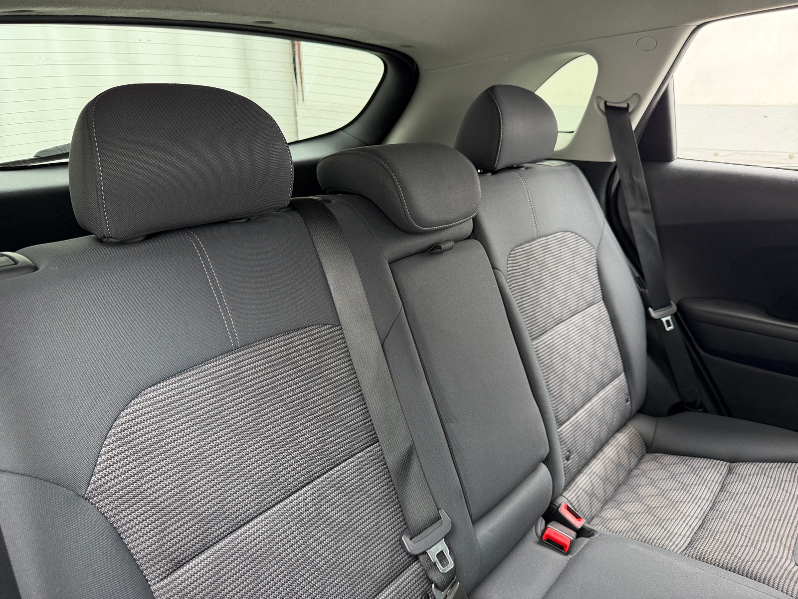 Thumbnail: 2019 Kia Niro - 6
