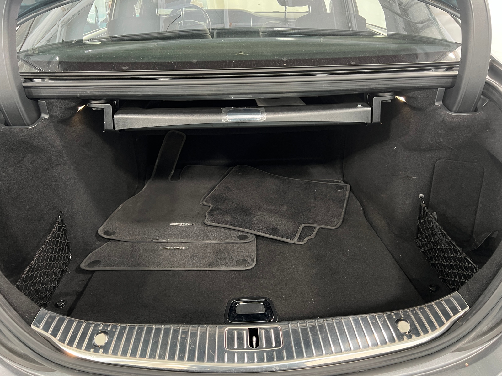 Thumbnail: 2017 Mercedes-Benz S-Class - 6