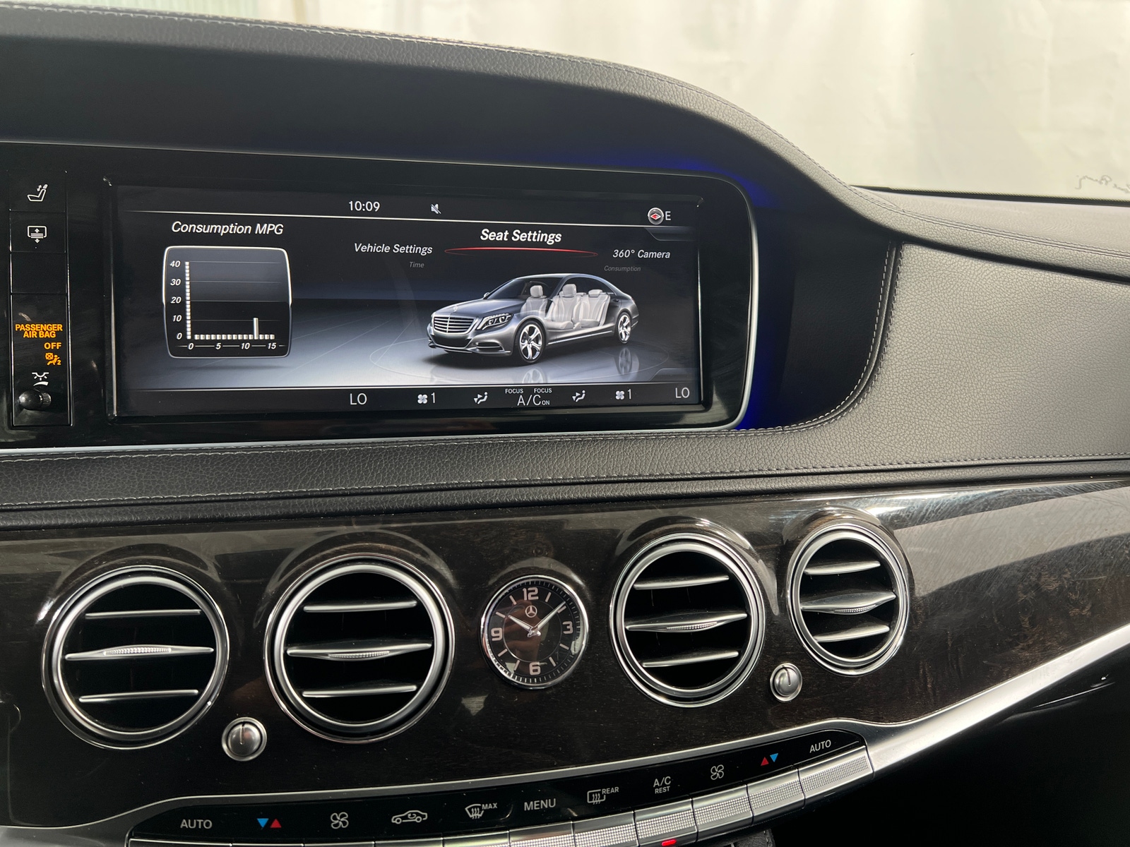 Thumbnail: 2017 Mercedes-Benz S-Class - 3