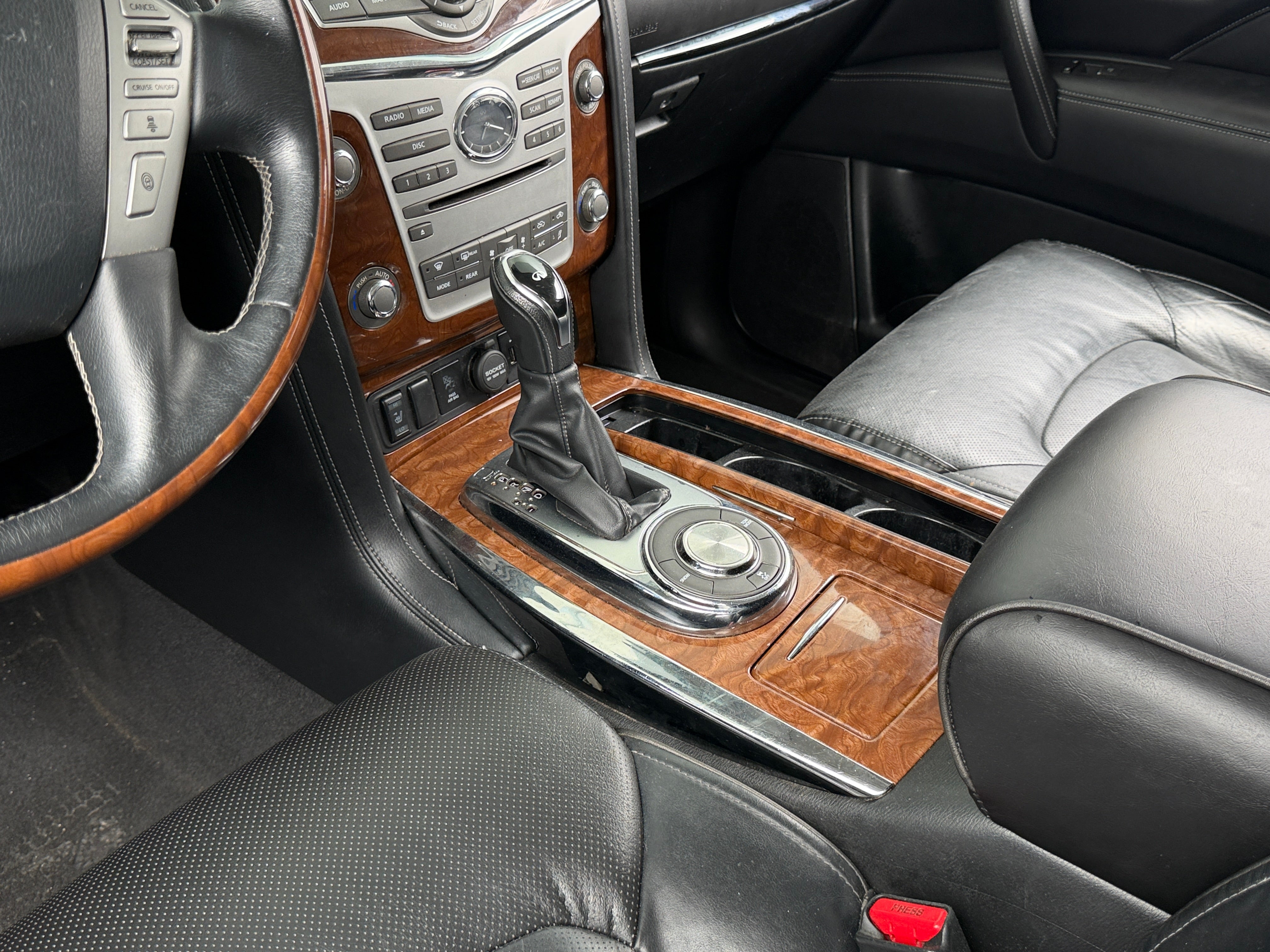 2019 INFINITI QX80 Base