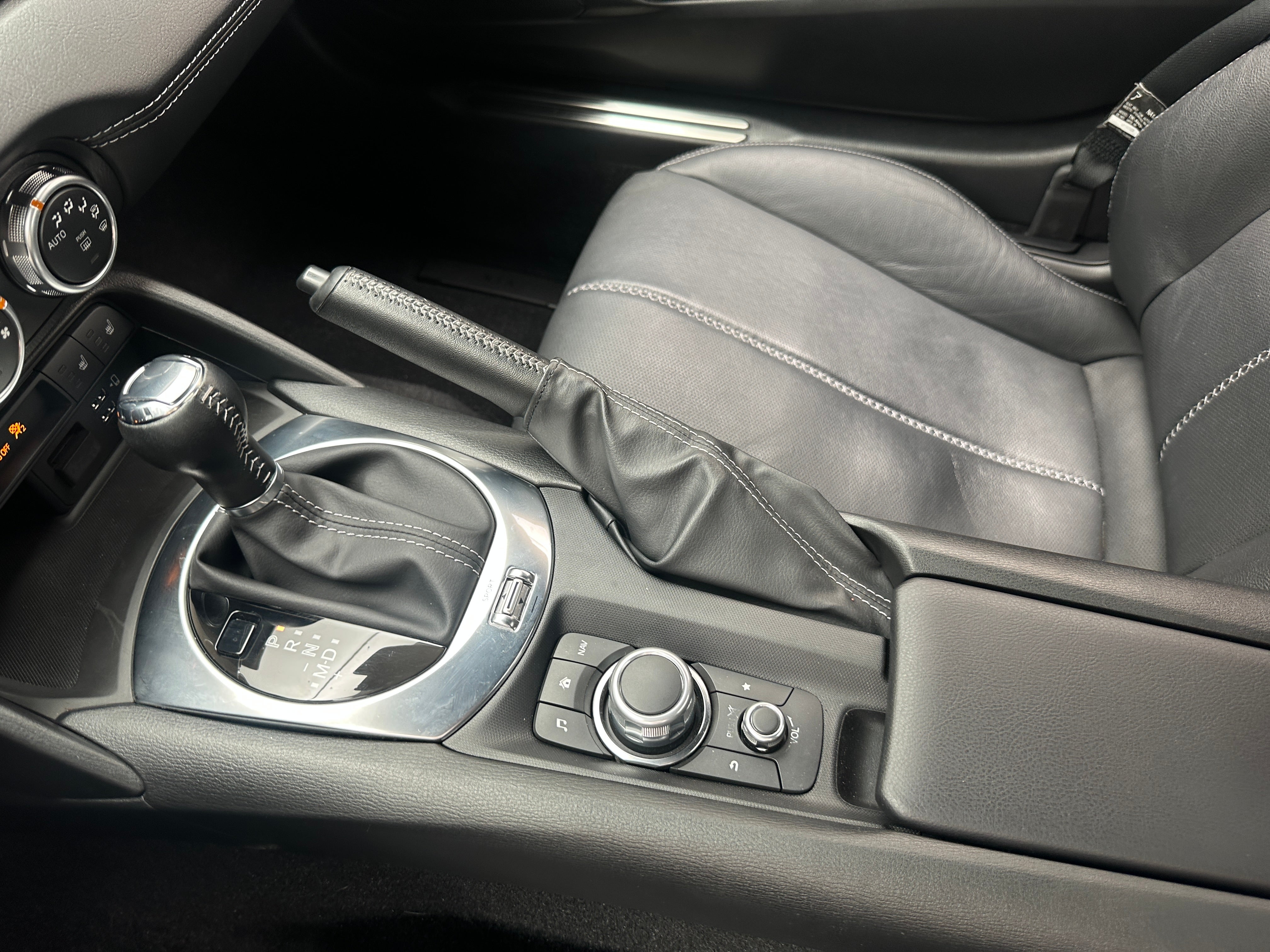 2022 Mazda MX-5 Miata RF Grand Touring