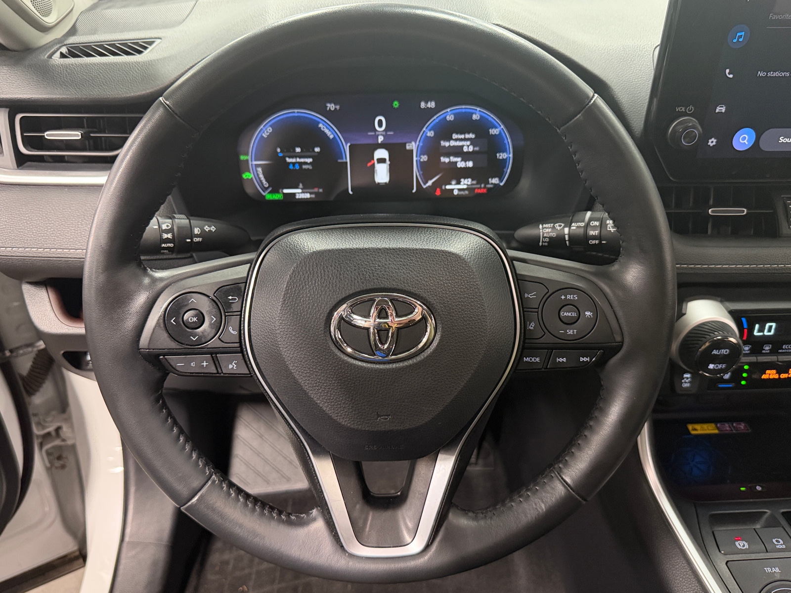 Thumbnail: 2025 Toyota RAV4 - 4